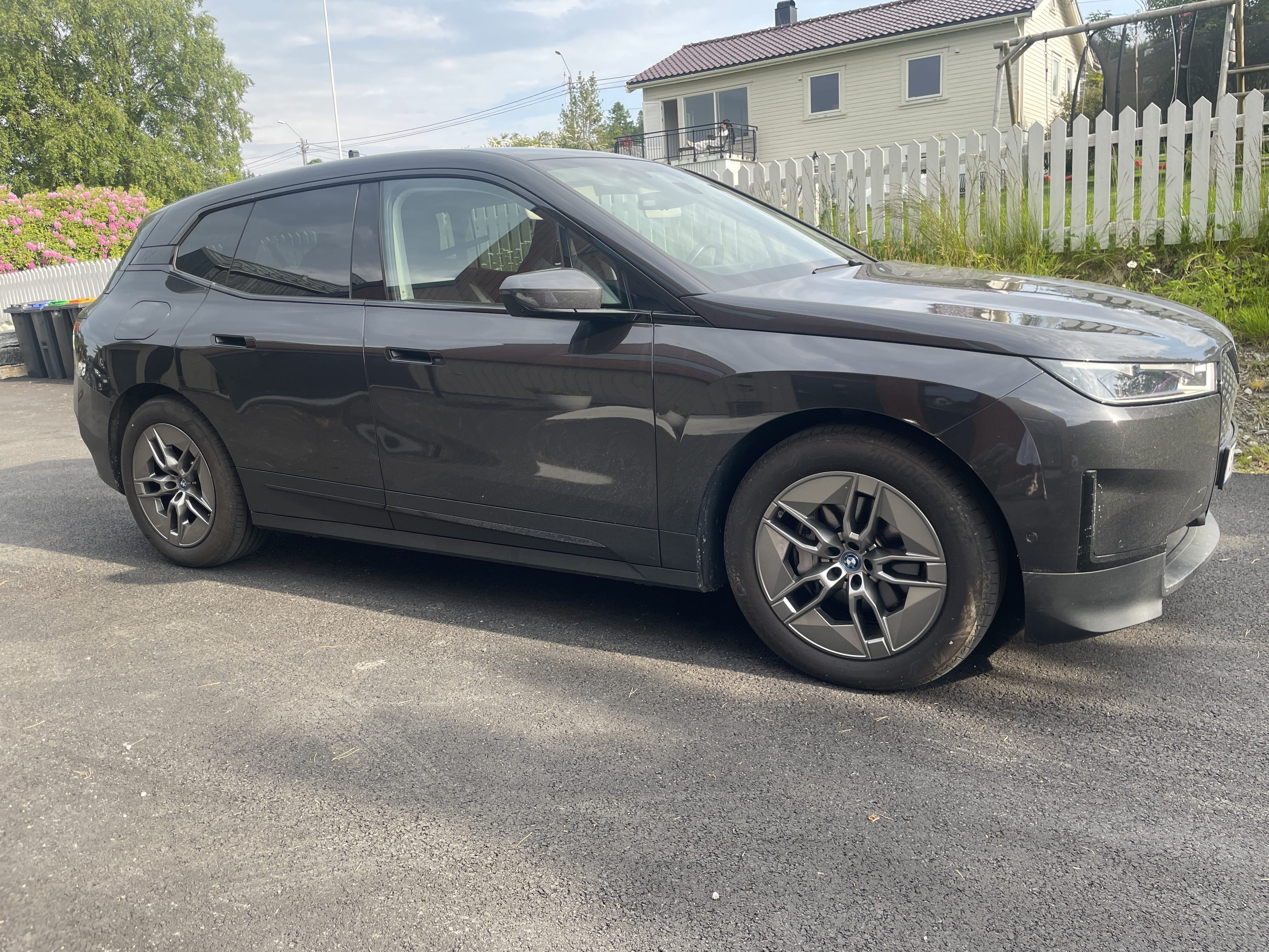 BMW iX xDrive40 med Aircondition