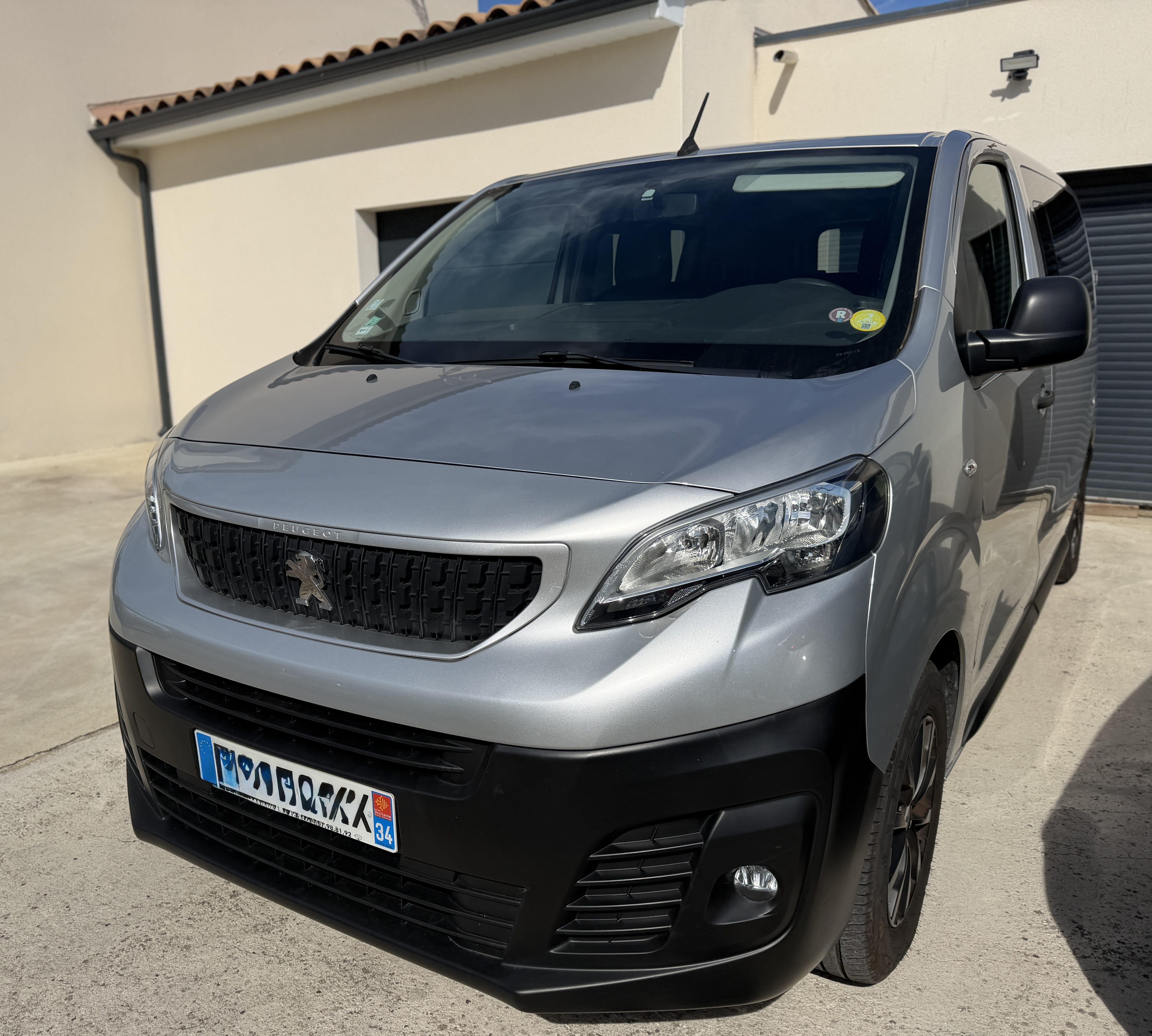 Peugeot Traveller, 2018, Diesel, 9 places et plus