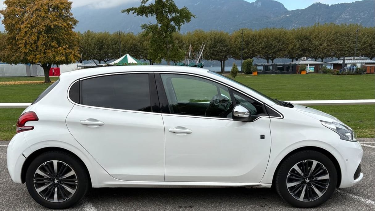 Peugeot 208 avec Climatisation