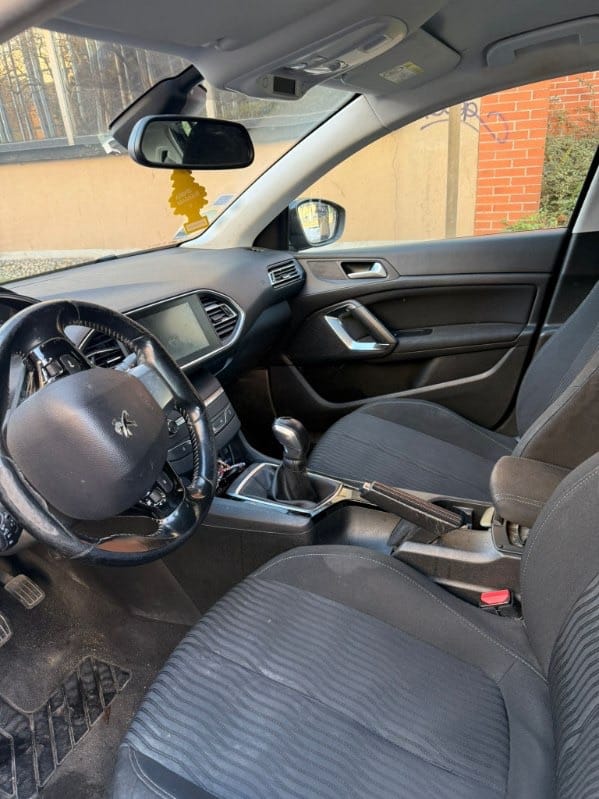 Peugeot 308 avec Climatisation