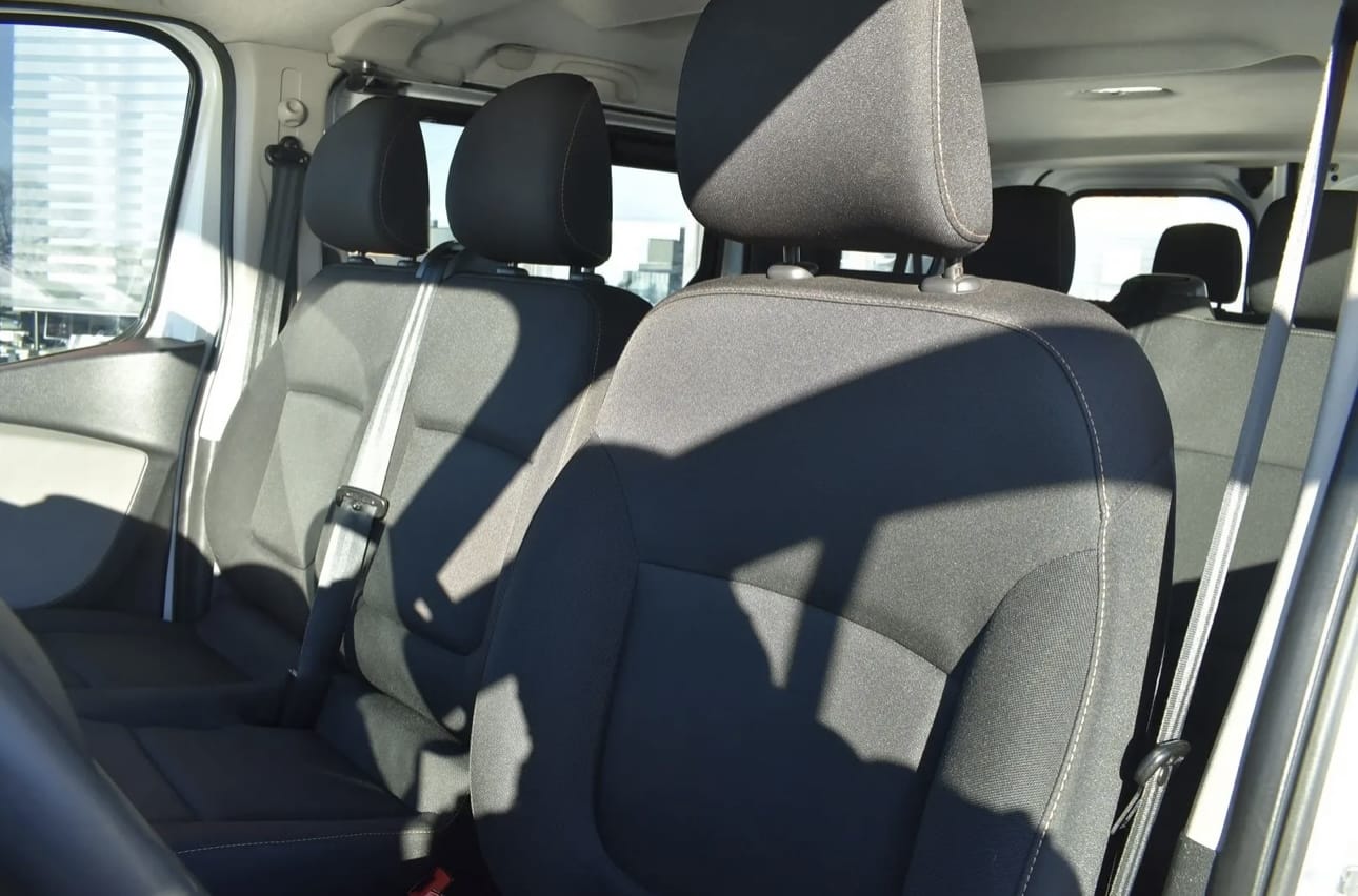 Renault Trafic Passenger avec GPS