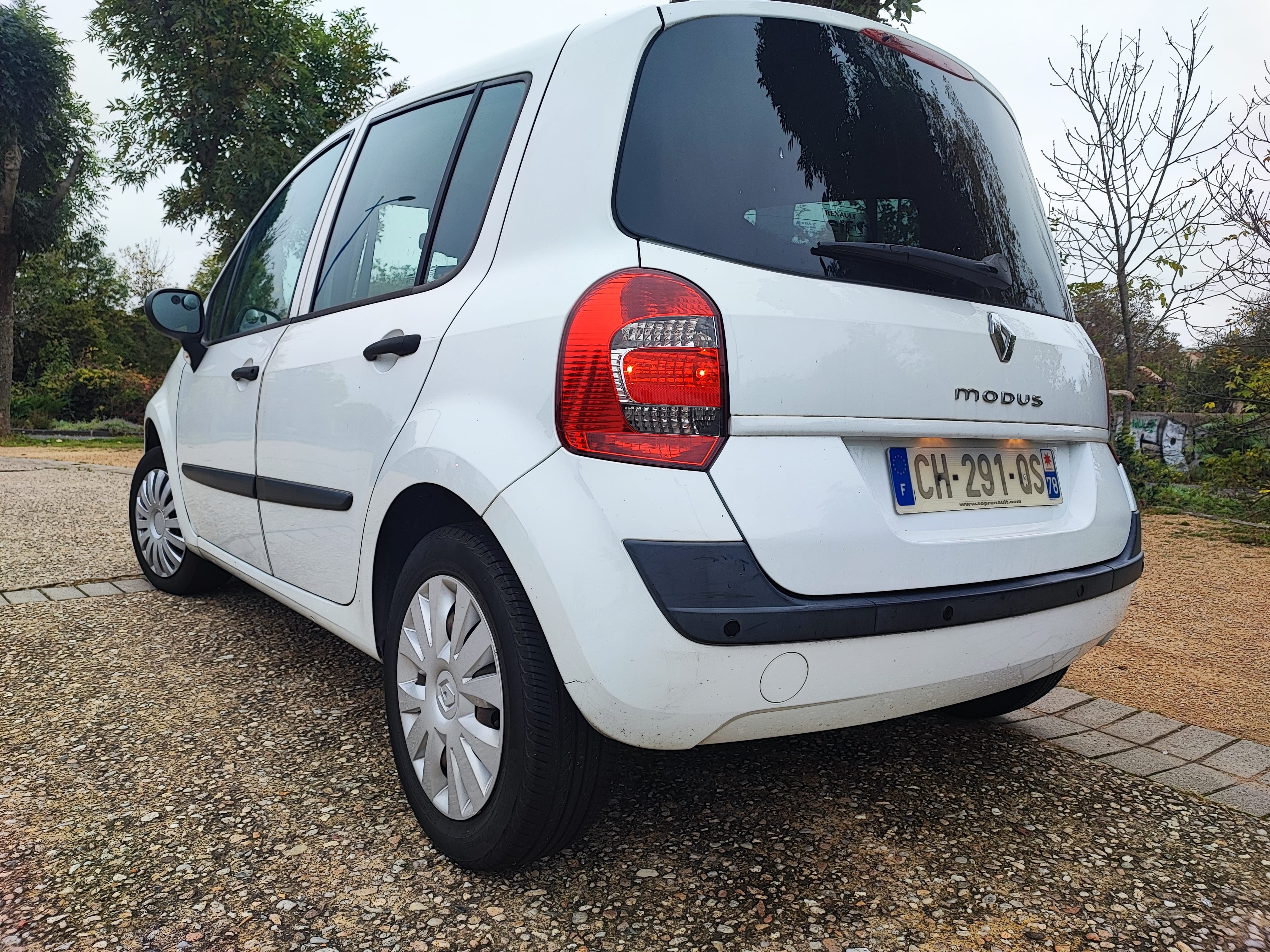 Renault Modus avec Siège bébé