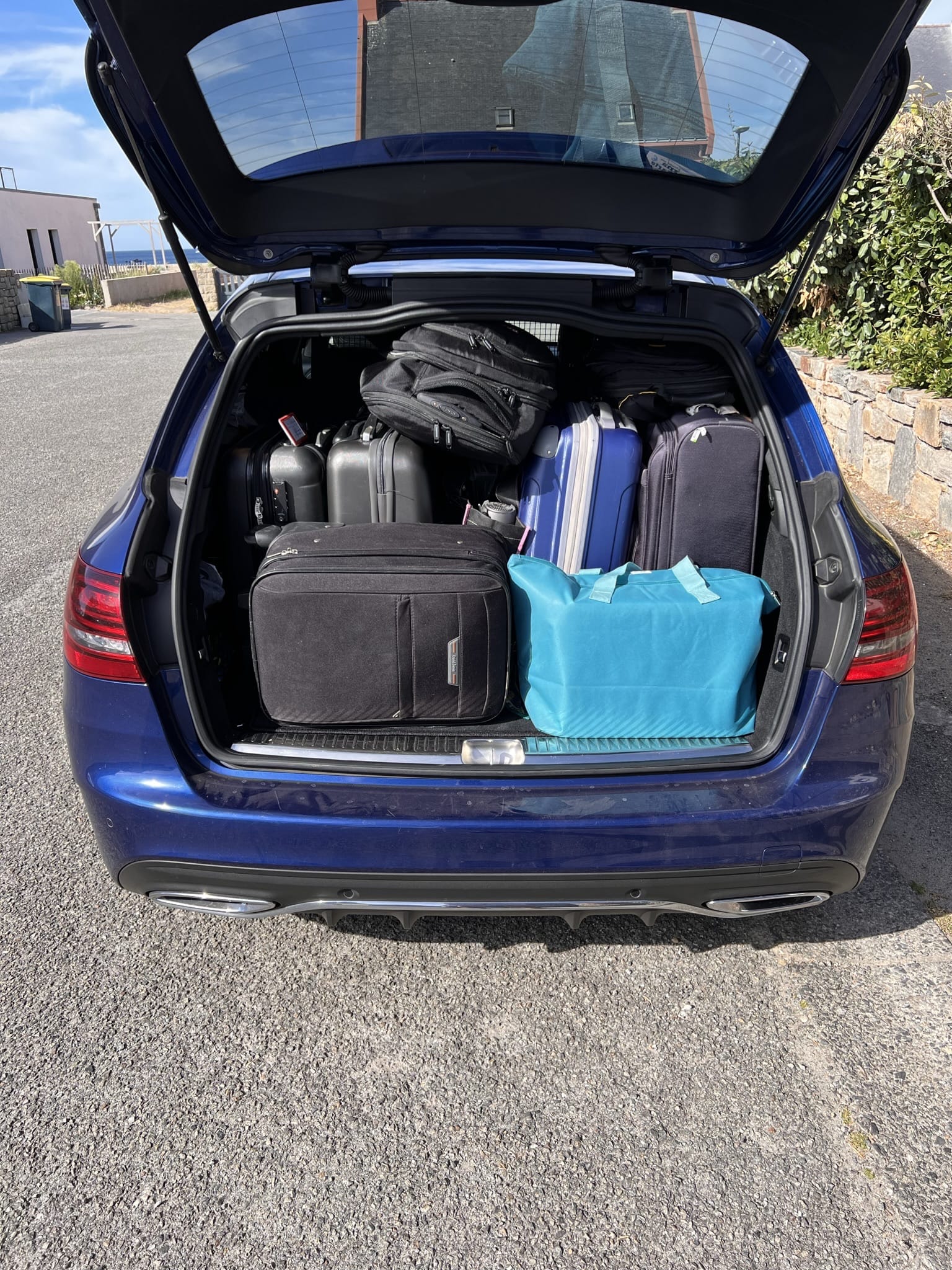 Mercedes-Benz Classe C 220D 4 MATIC avec GPS