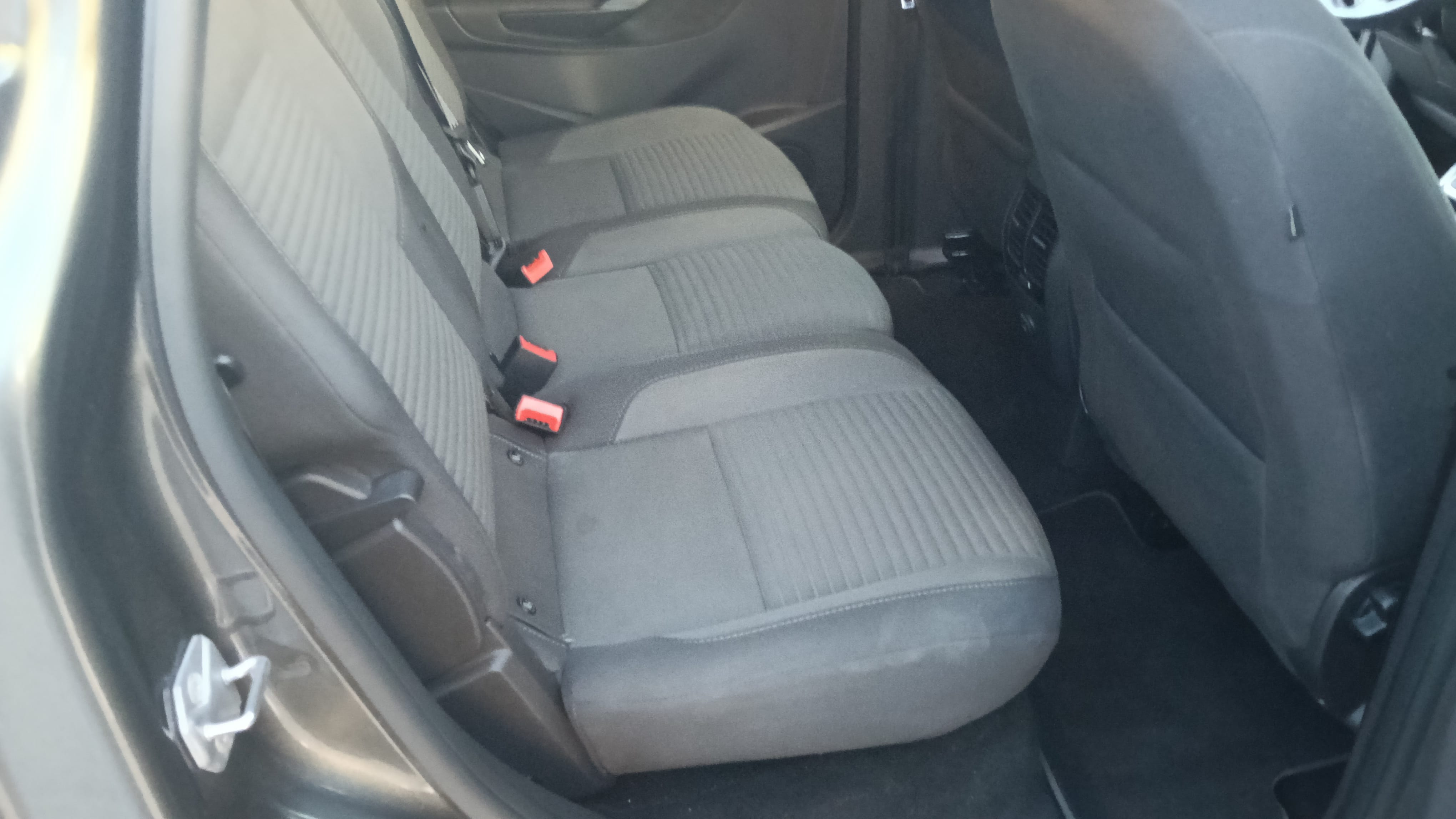 Ford C-Max con Apple CarPlay
