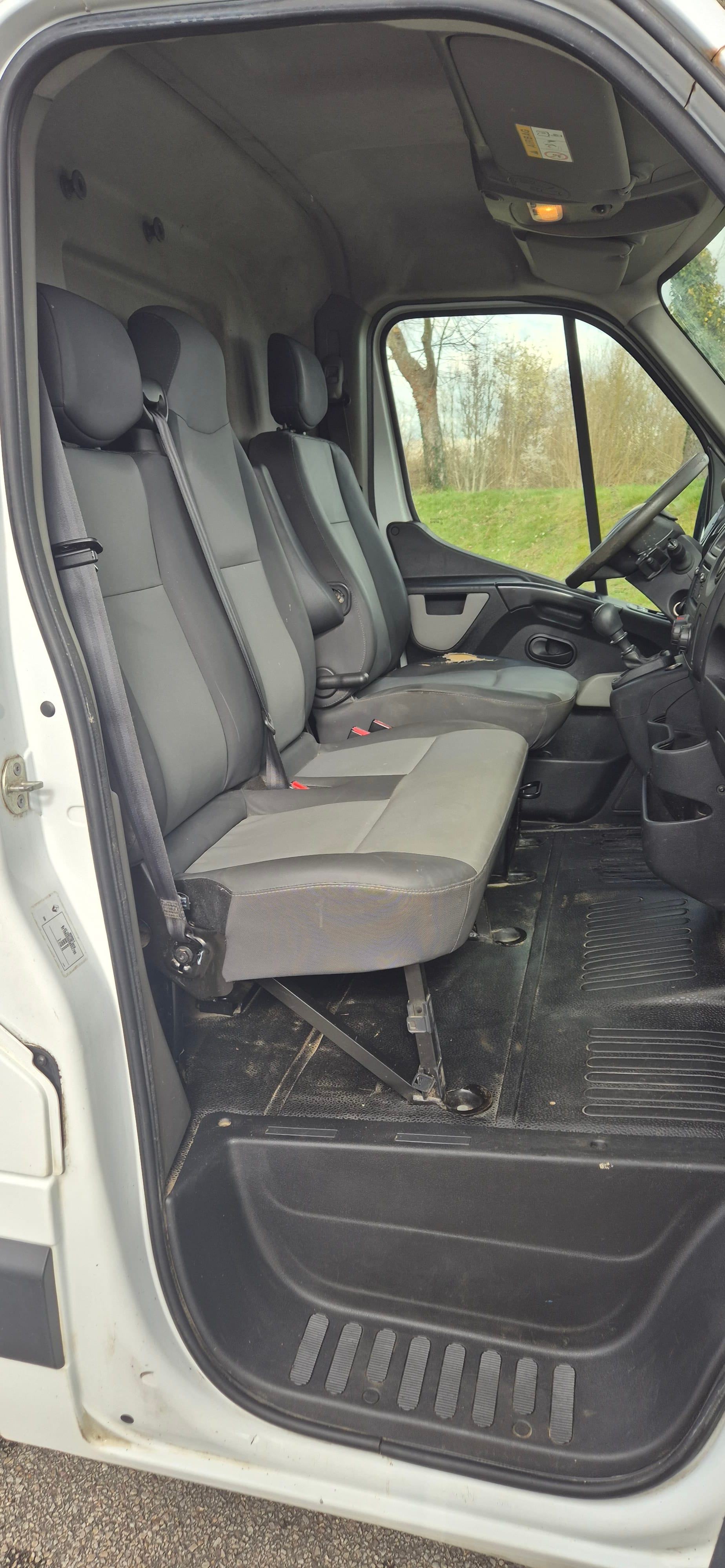 Renault Master avec Autoradio