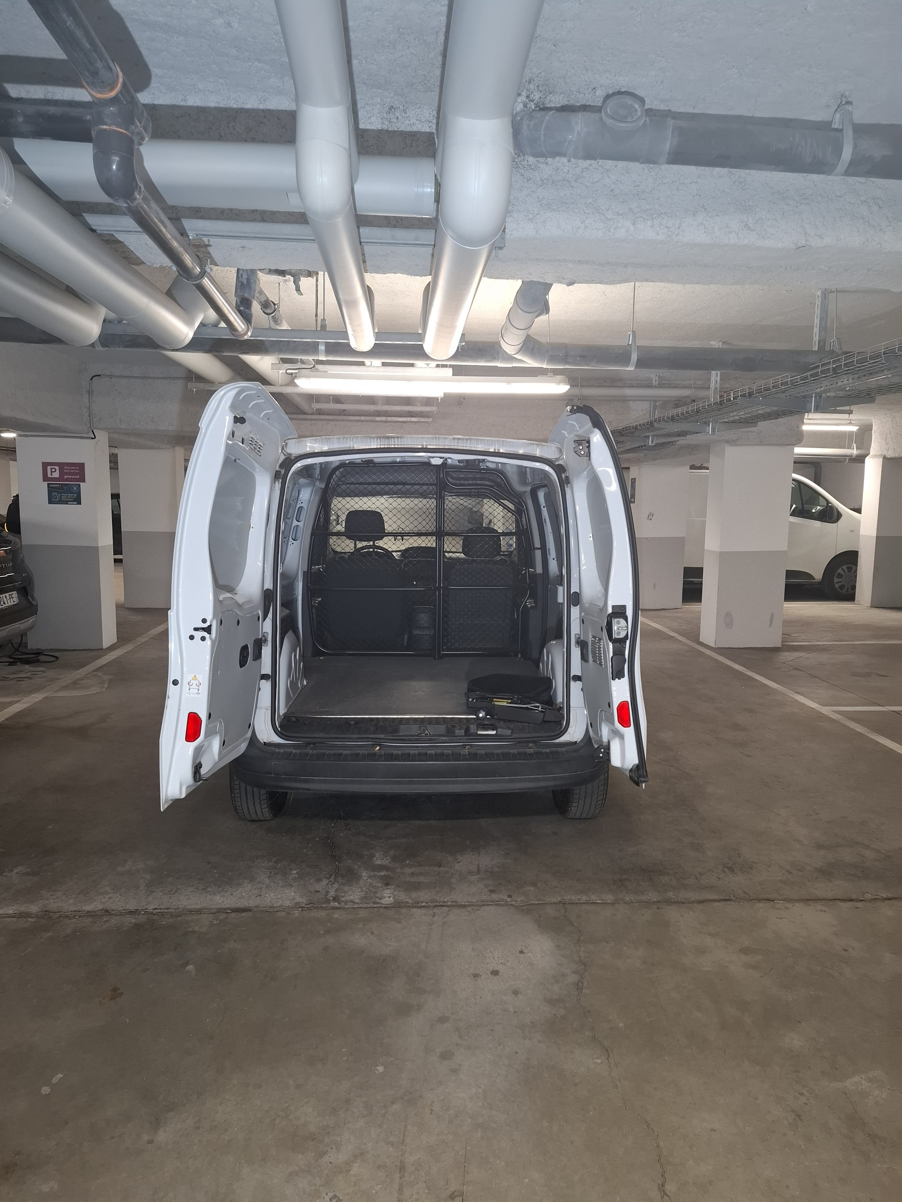 Renault Kangoo Express ZE gd223gq avec Audio Bluetooth