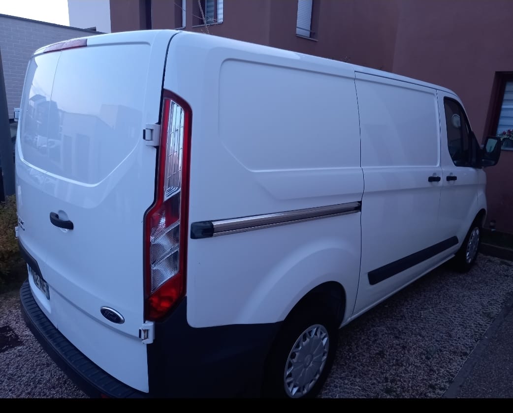 Ford Transit Custom Fourgon avec Climatisation