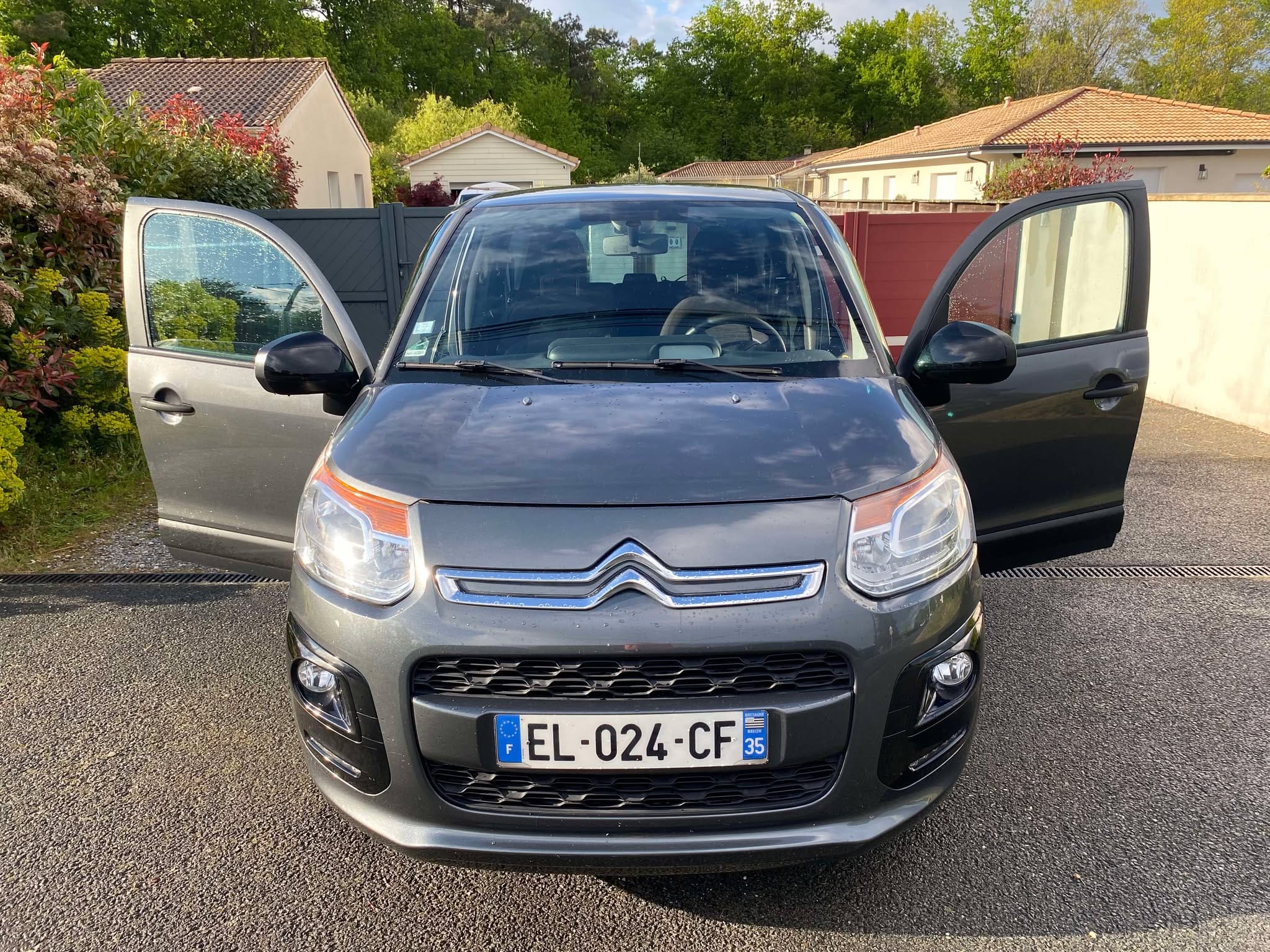 Citroen C3 Picasso Confort 110 ch, 2017, Essence 95