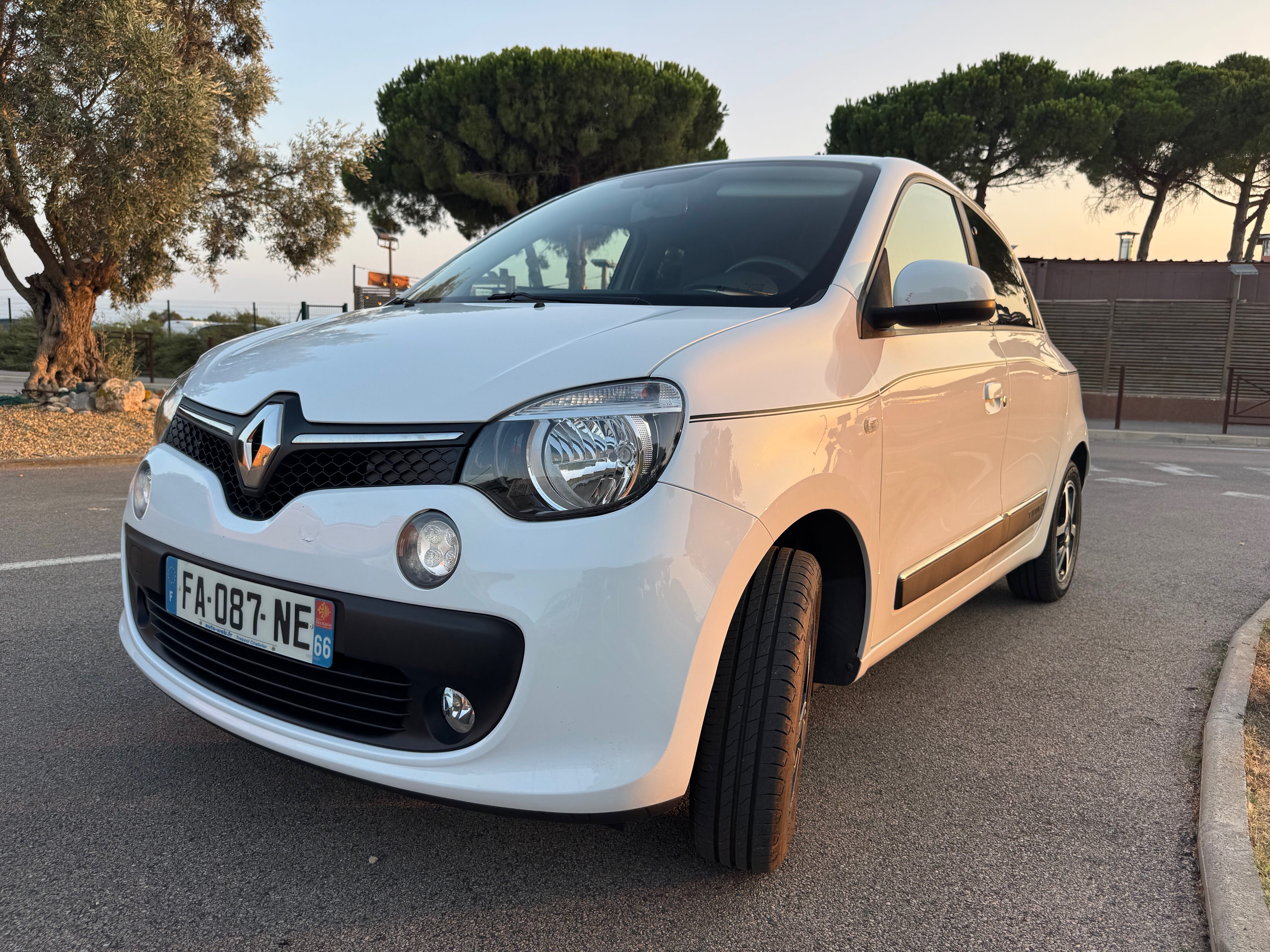 Renault Twingo III TWINGO 3, 0,9 Tce, CLIMATISATION, BLUETOOTH, 2018, Essence 95