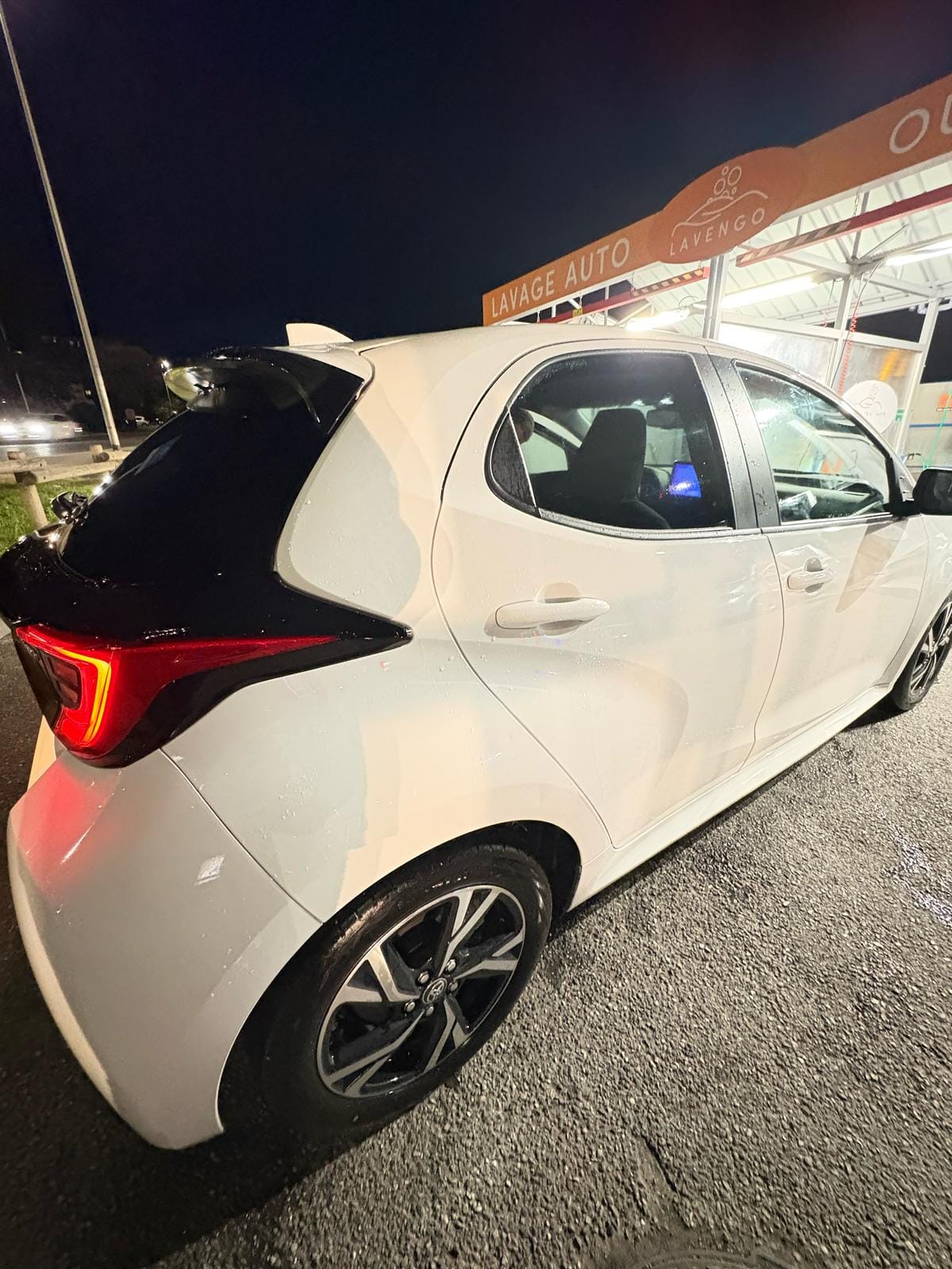 Toyota Yaris Hybride avec Climatisation