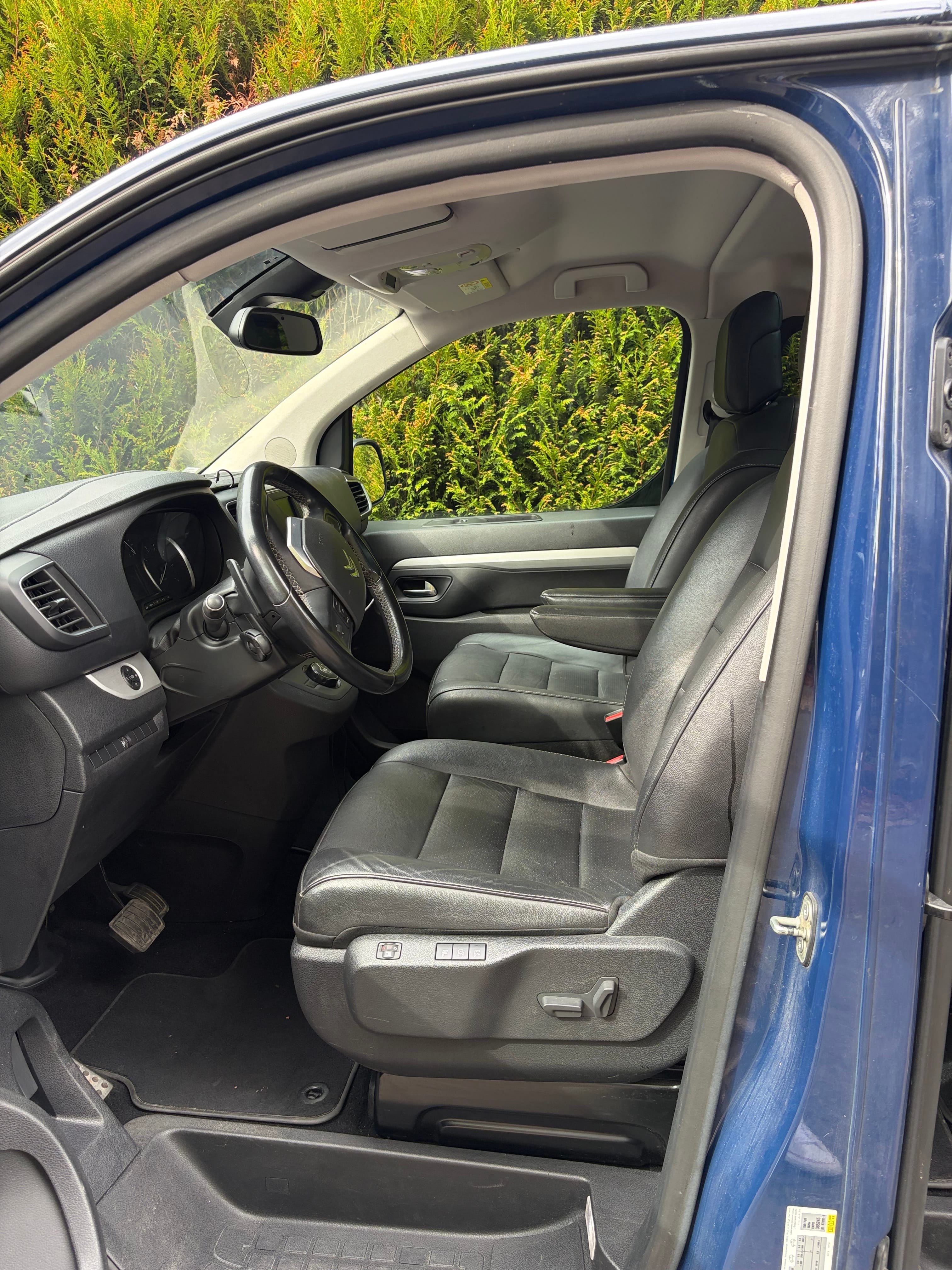 Citroen SpaceTourer avec Port USB