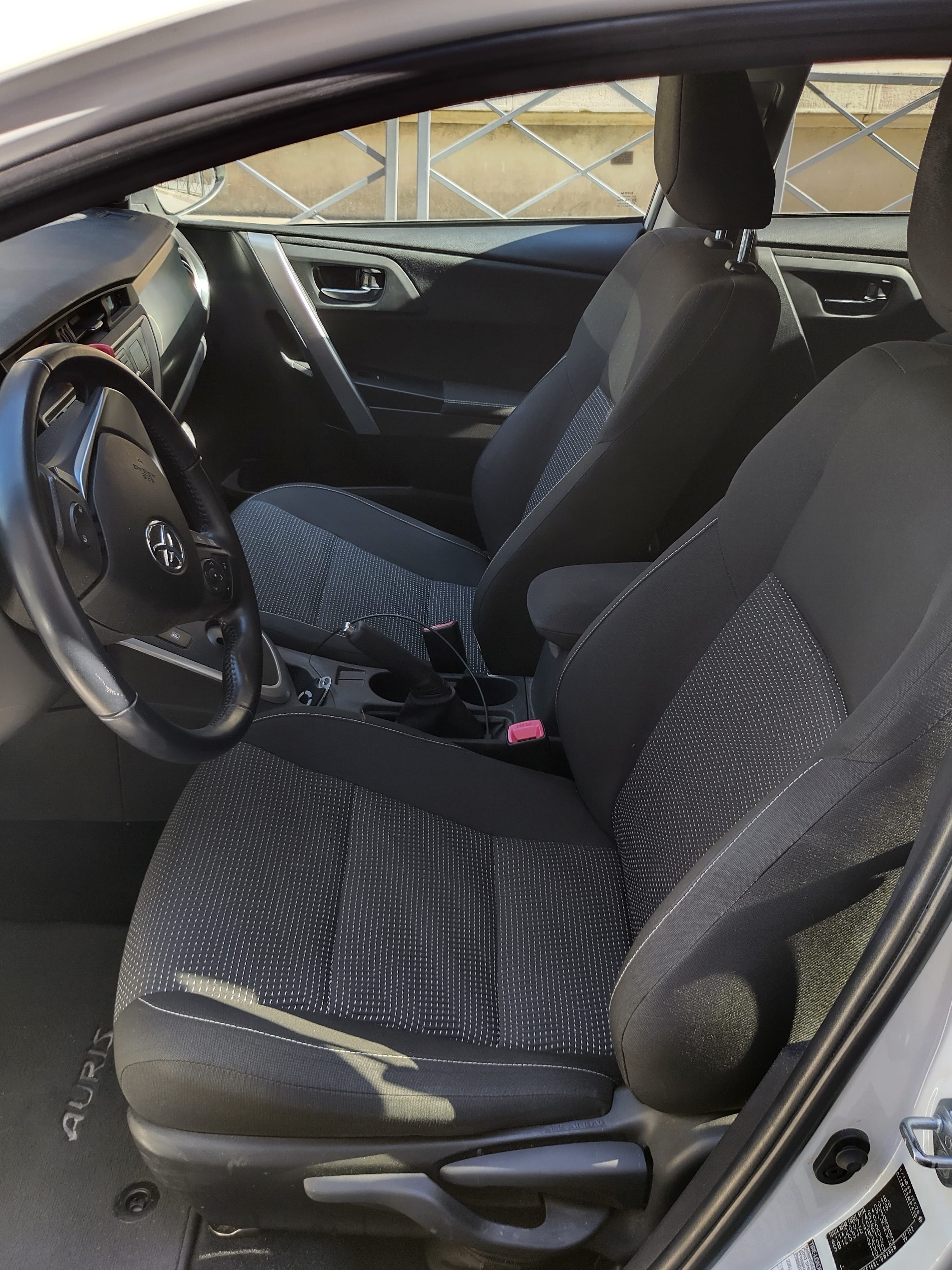 Toyota Auris Touring Sports avec Siège bébé
