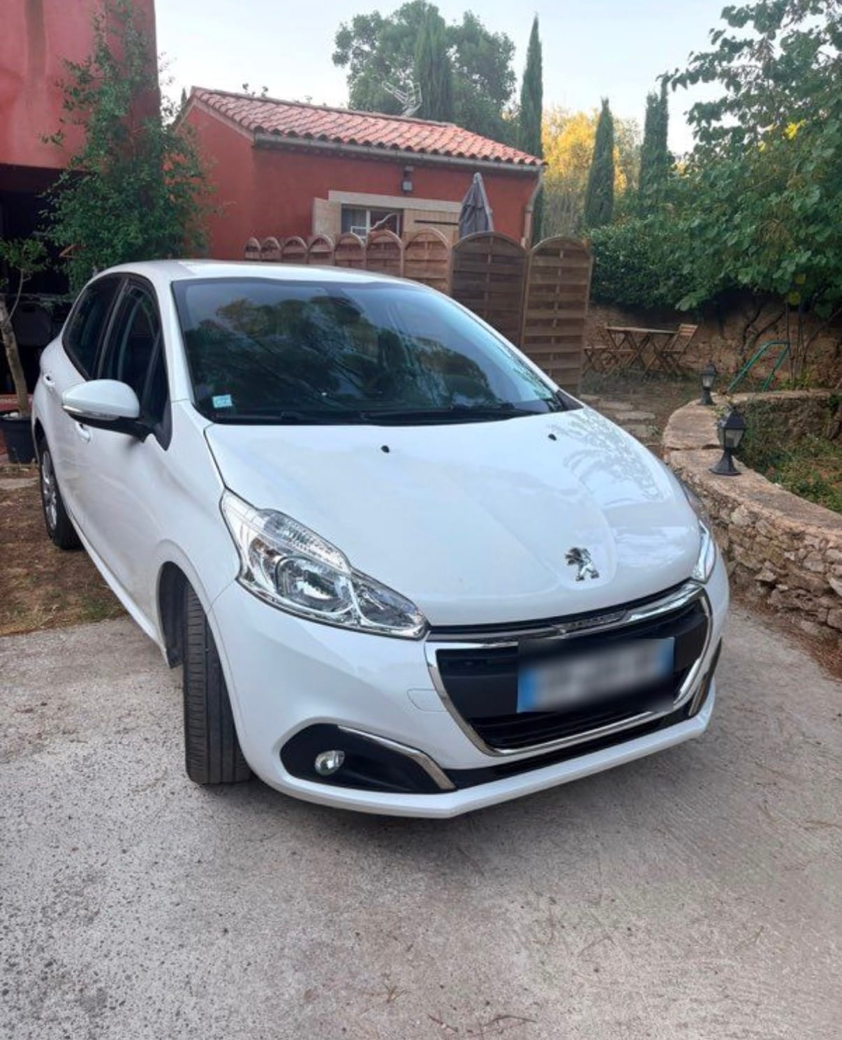 Peugeot 208, 2020, Diesel