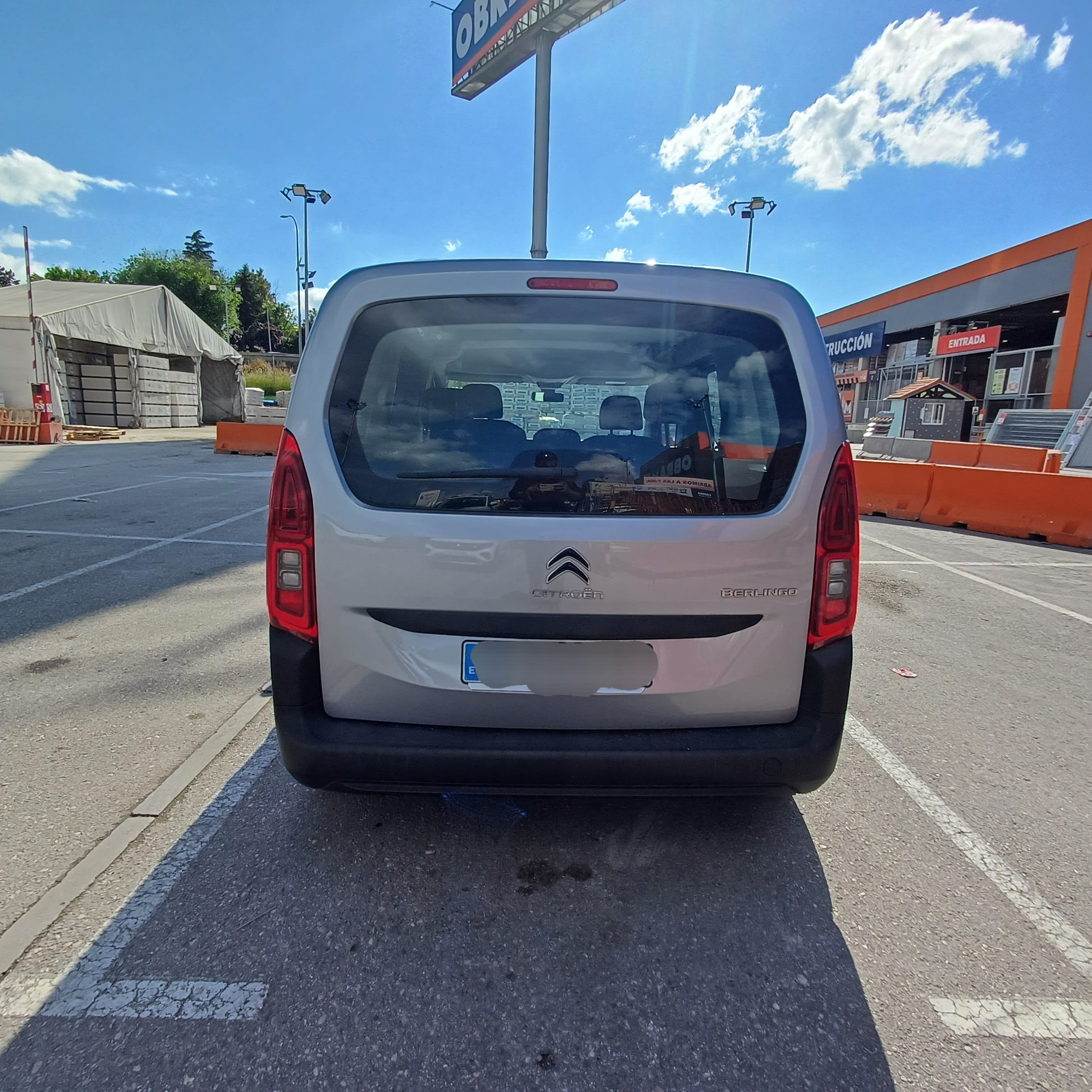 Citroen Berlingo with Cruise control