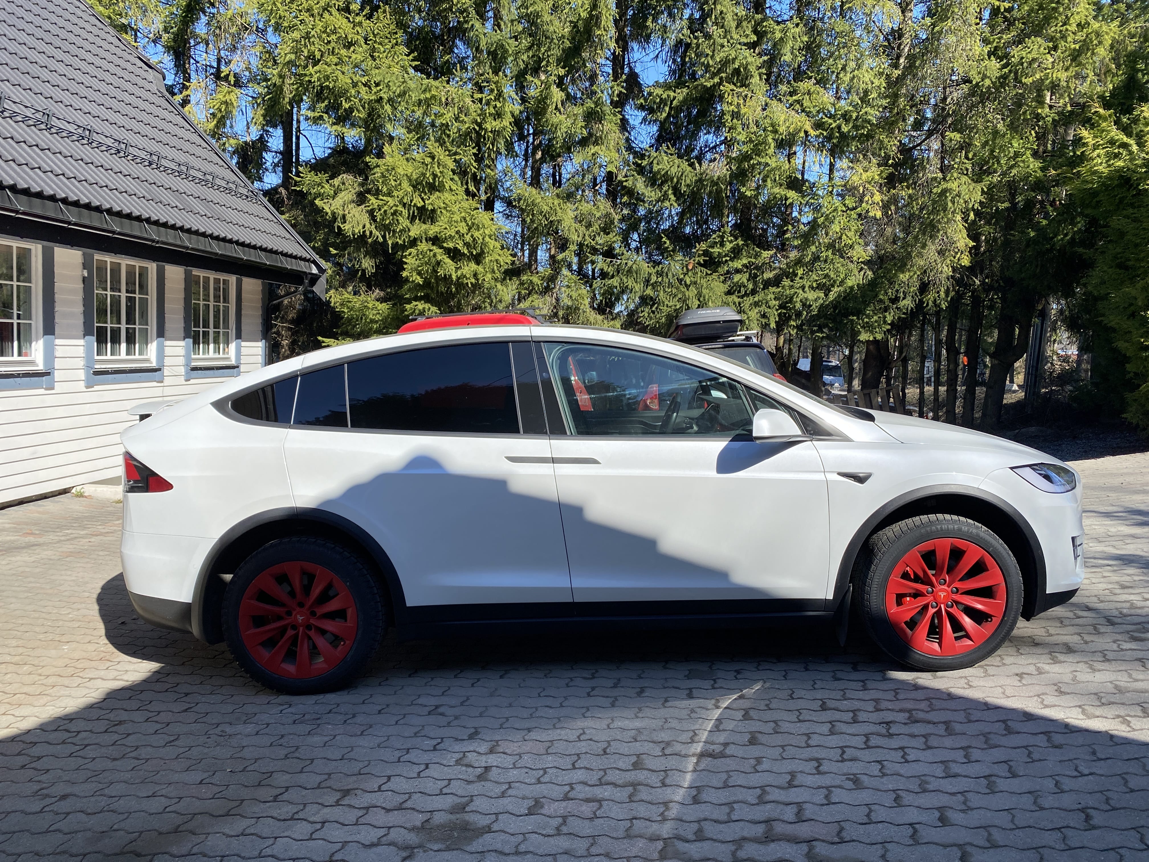 Tesla Model X med Aircondition