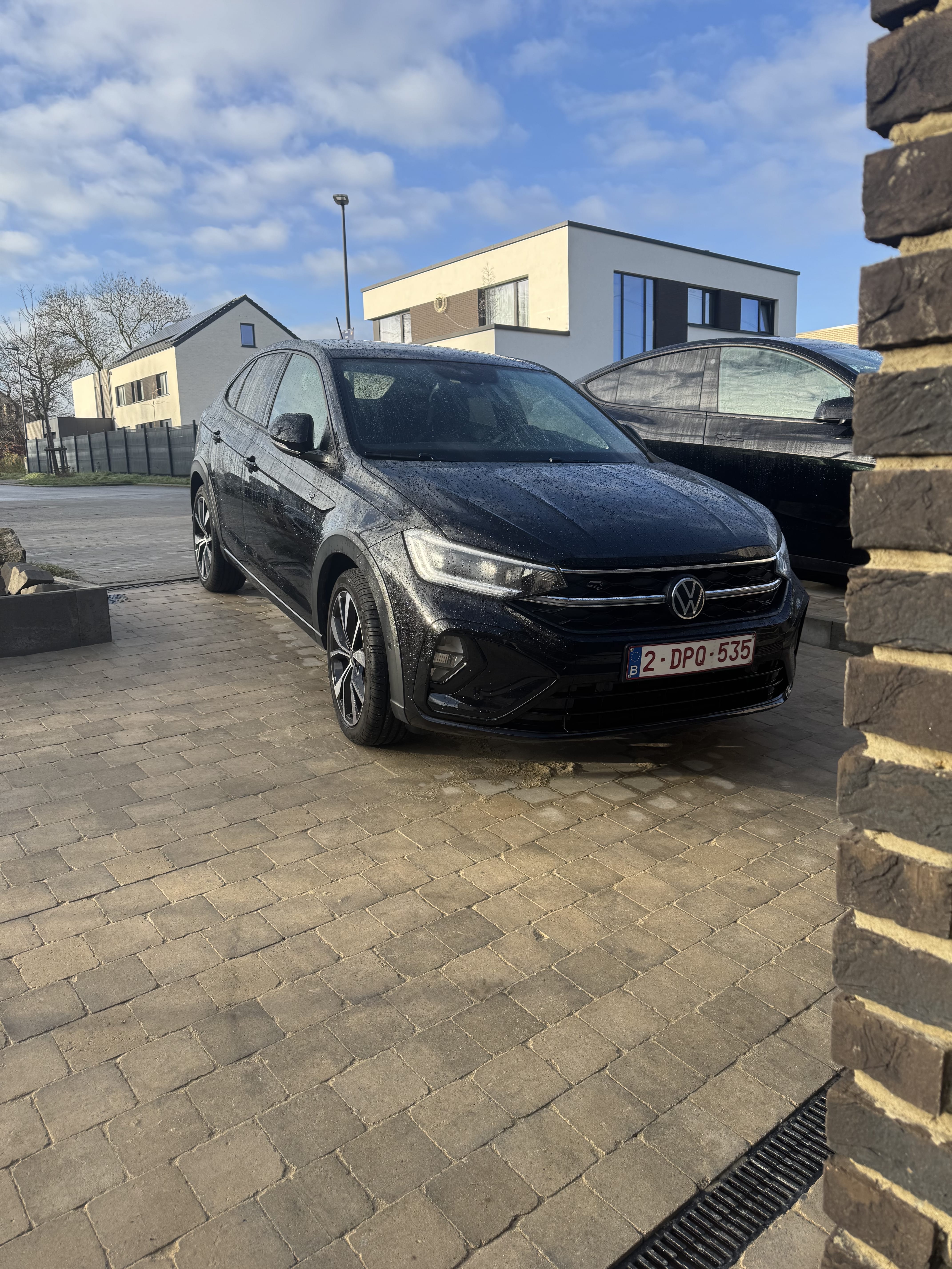 Volkswagen Taigo 1.0 r line, 2025, Euro 95 (E10), automatique