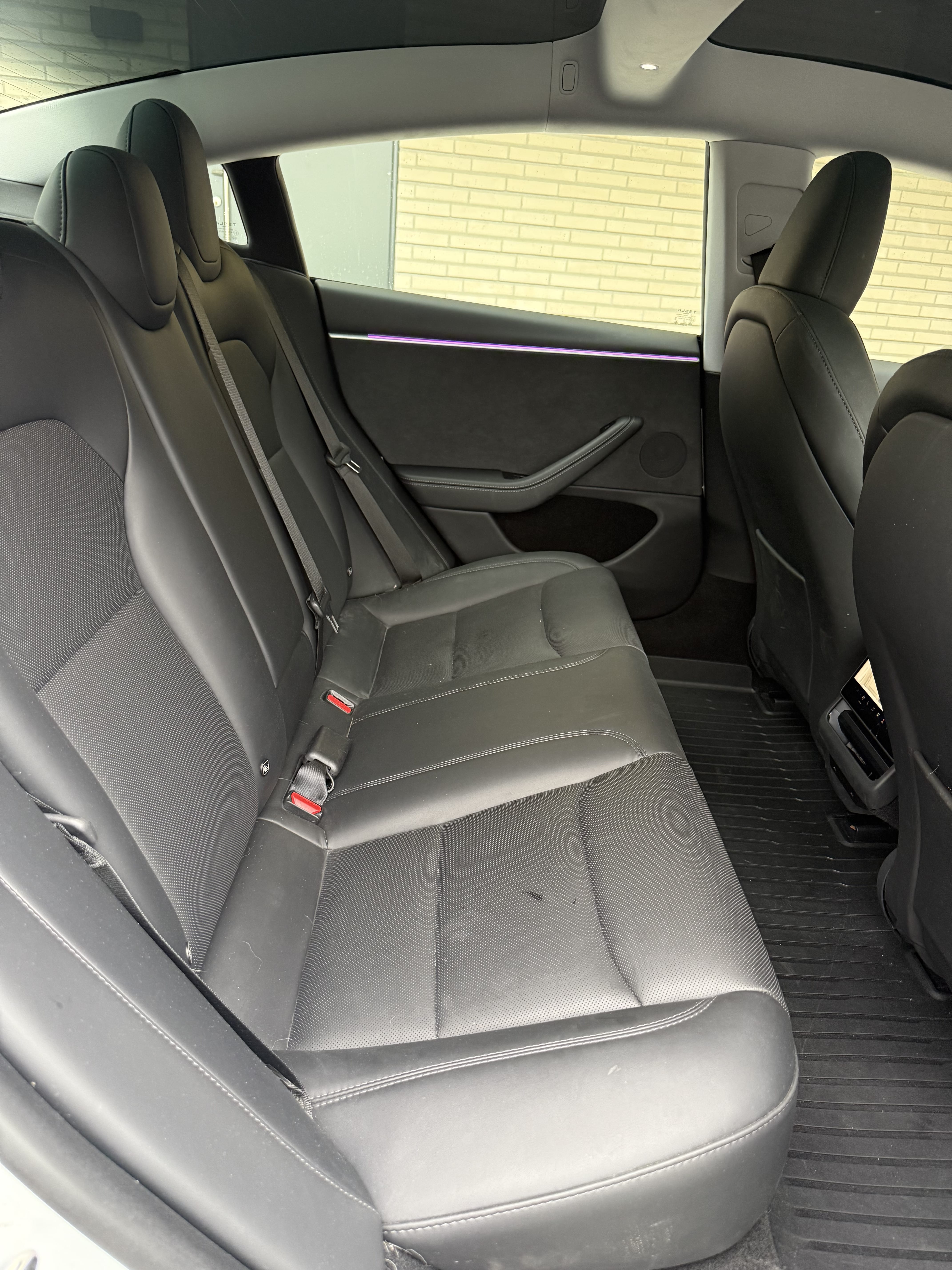 Tesla Model 3 med Firehjulstrekk