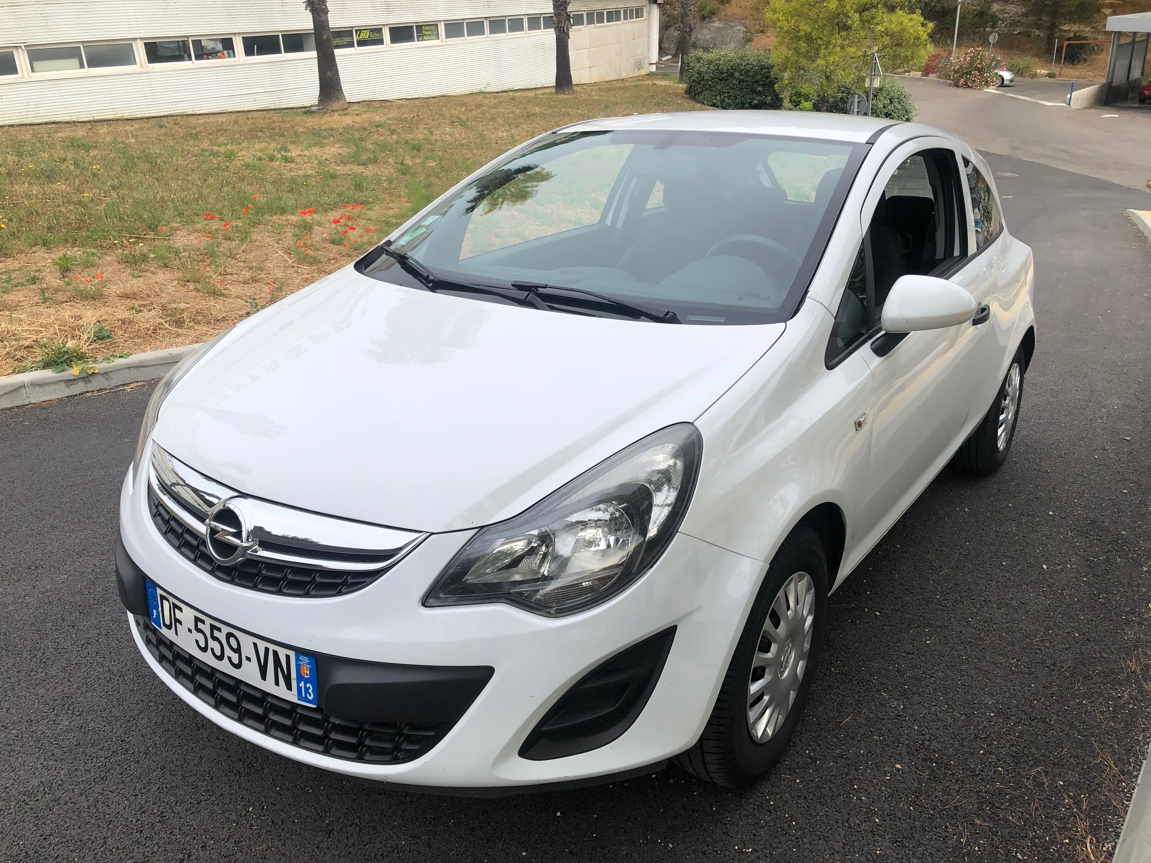Opel Corsa, 2014, Essence 95