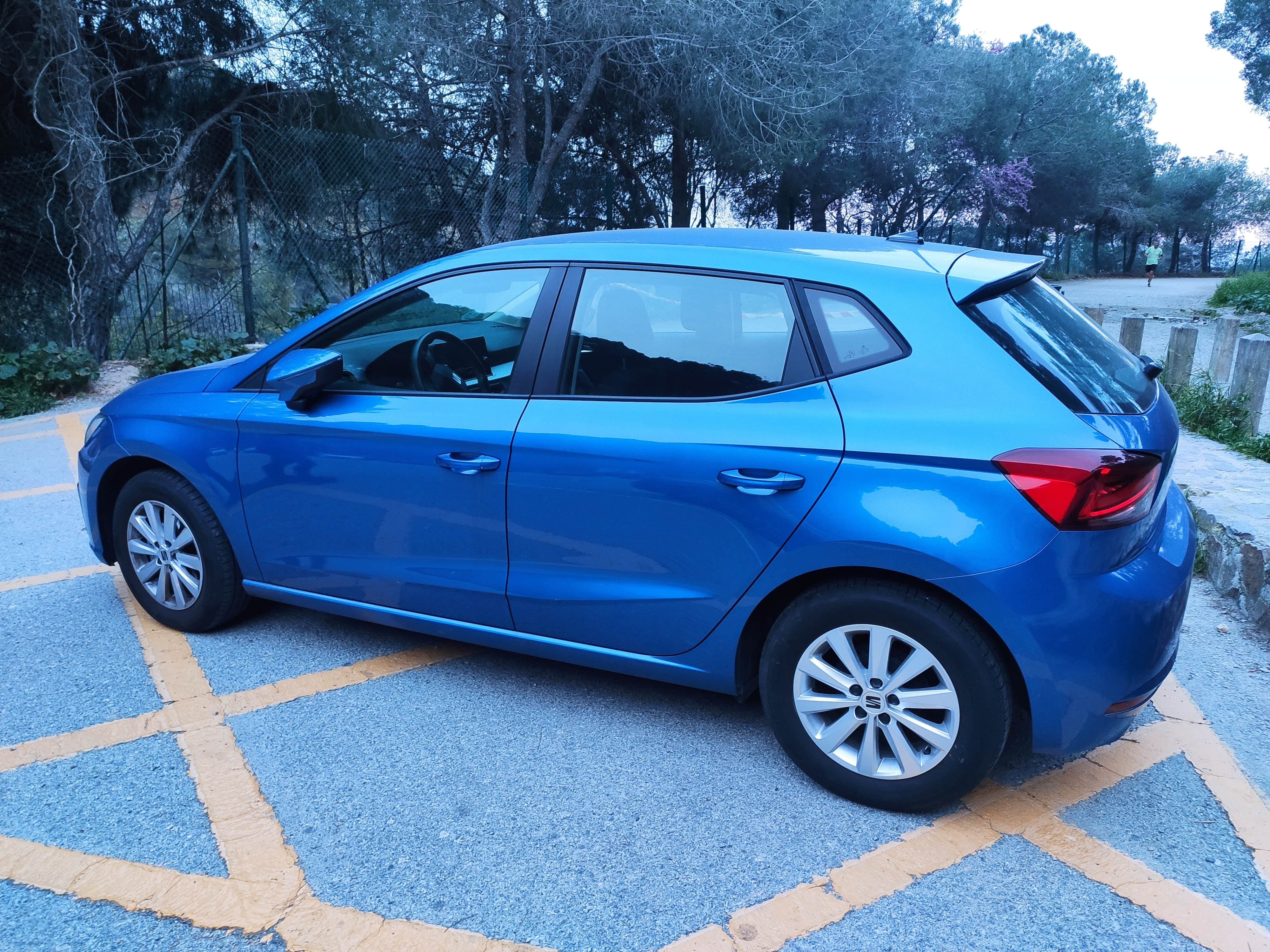 Seat Ibiza (Nuevo) mit Navigationsgerät