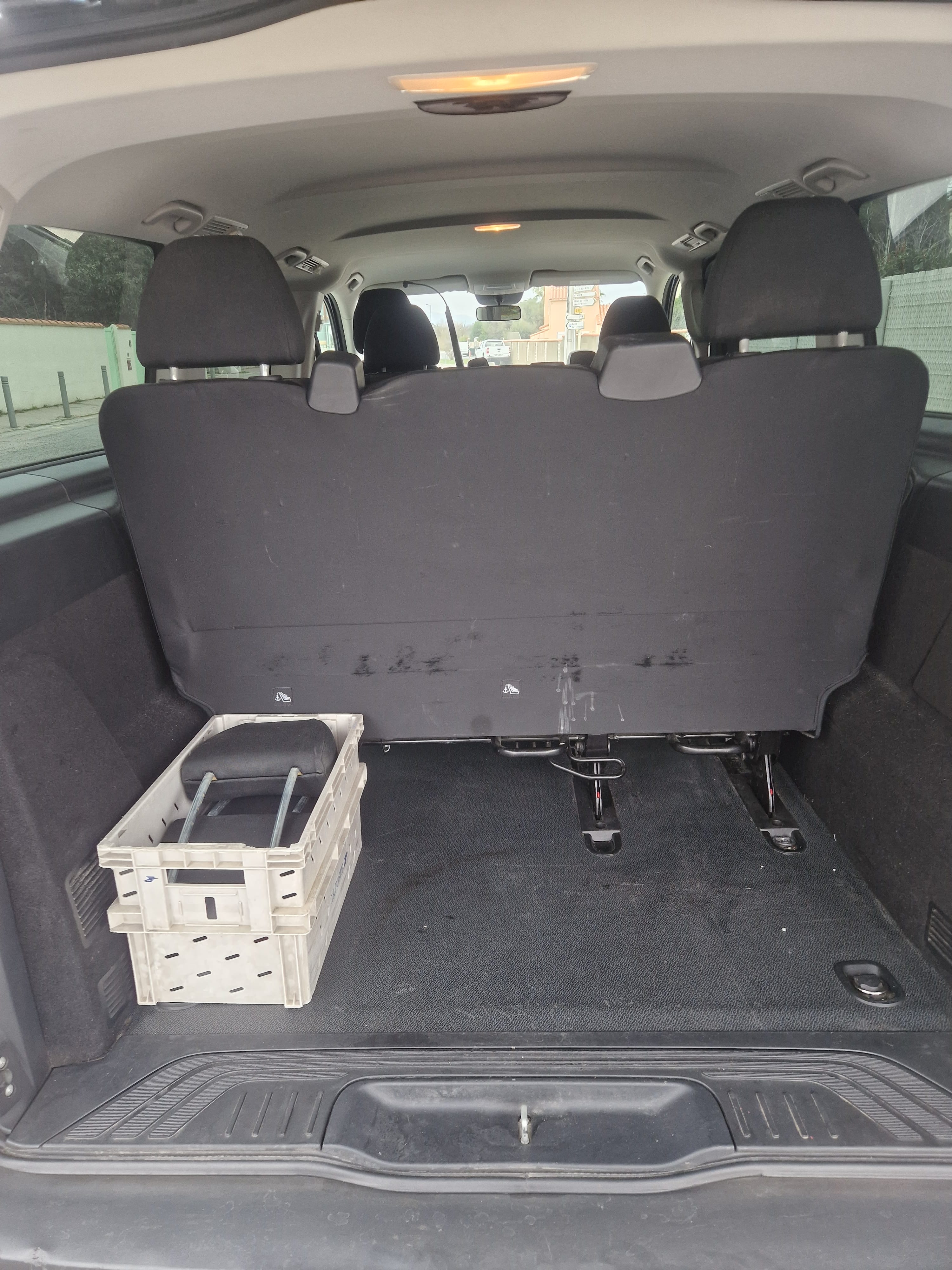 Mercedes-Benz Vito Tourer avec Entrée audio / iPod