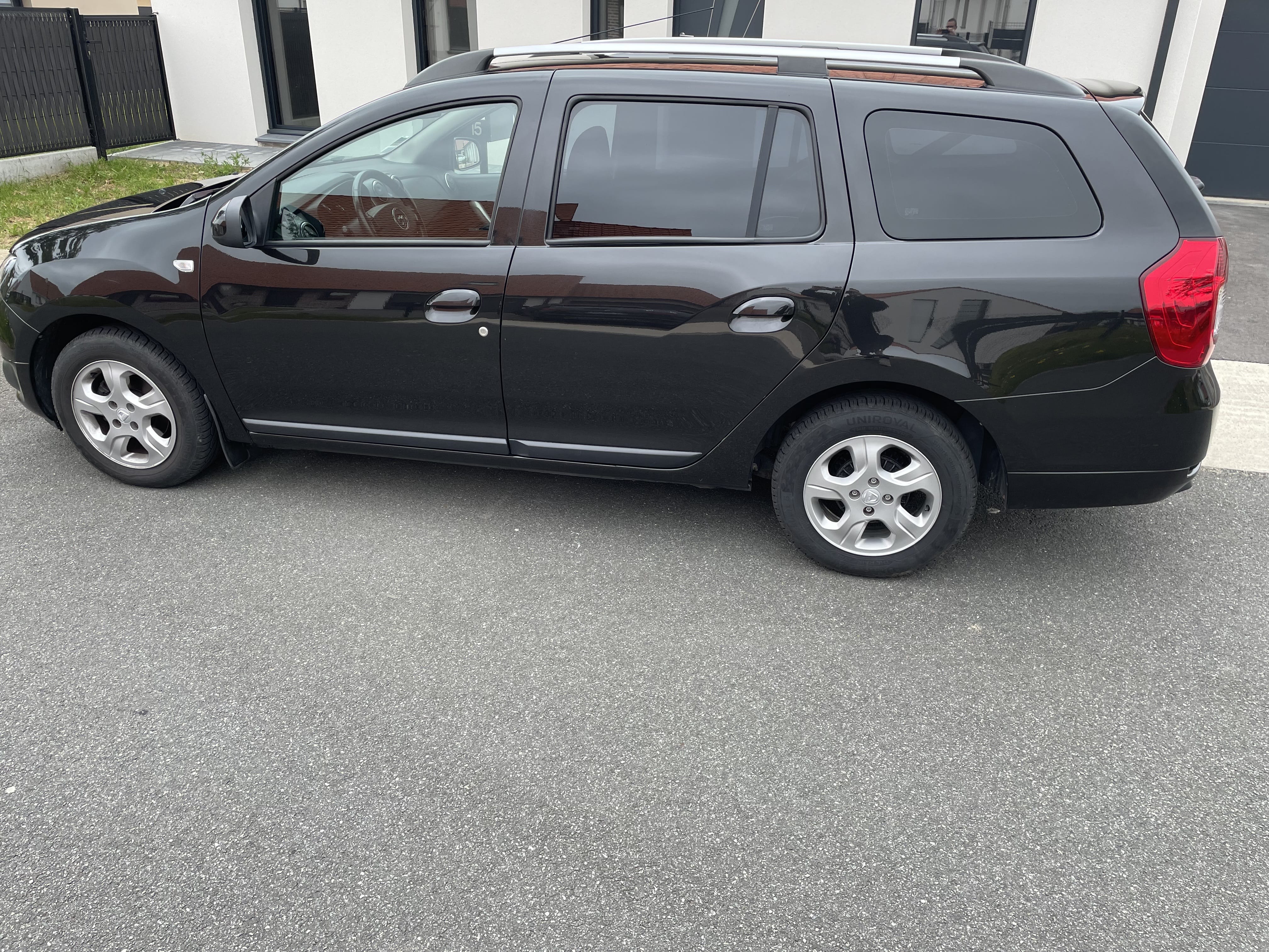 Dacia Logan MCV avec Climatisation