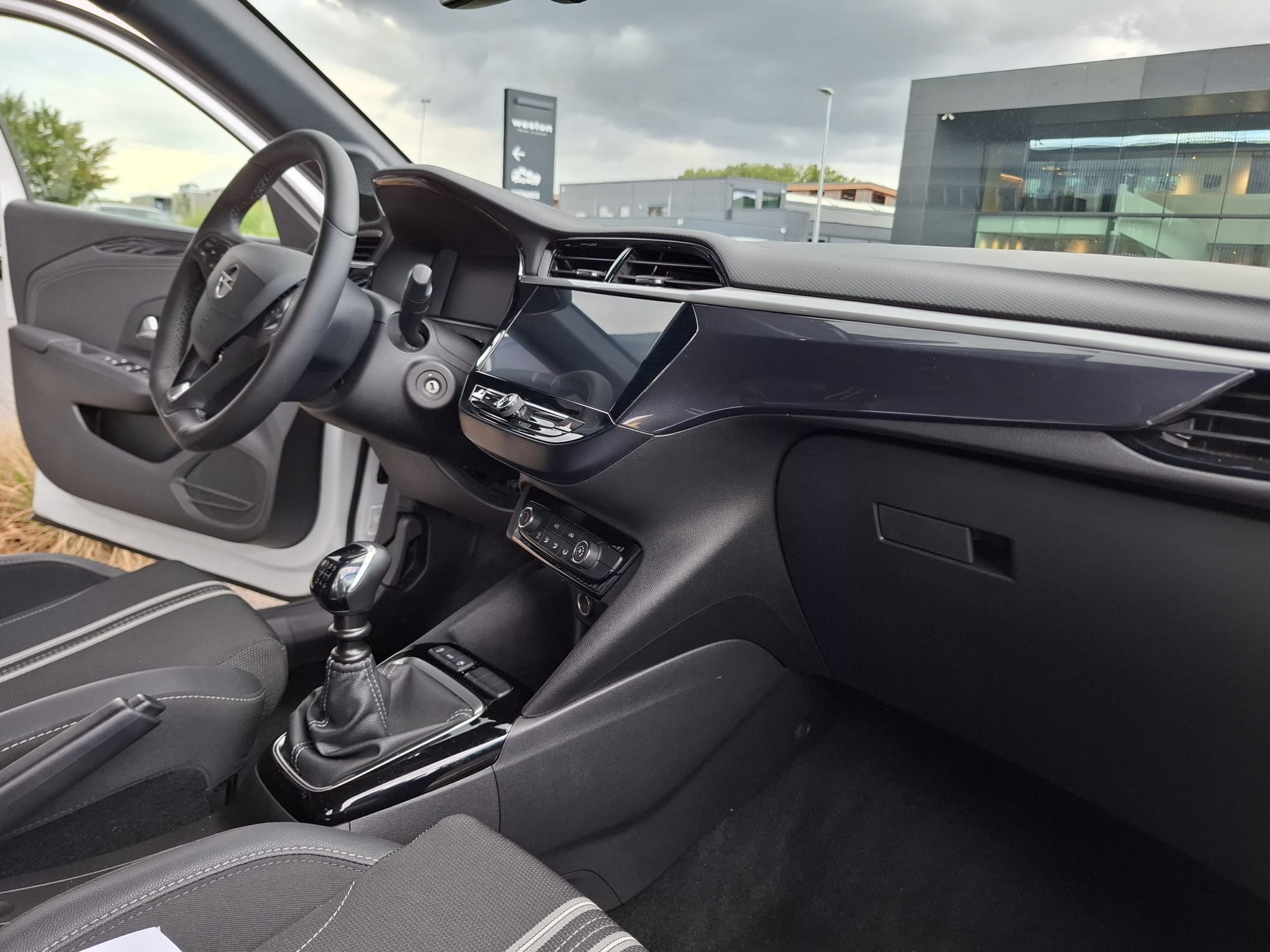 Opel Corsa met Cruise control