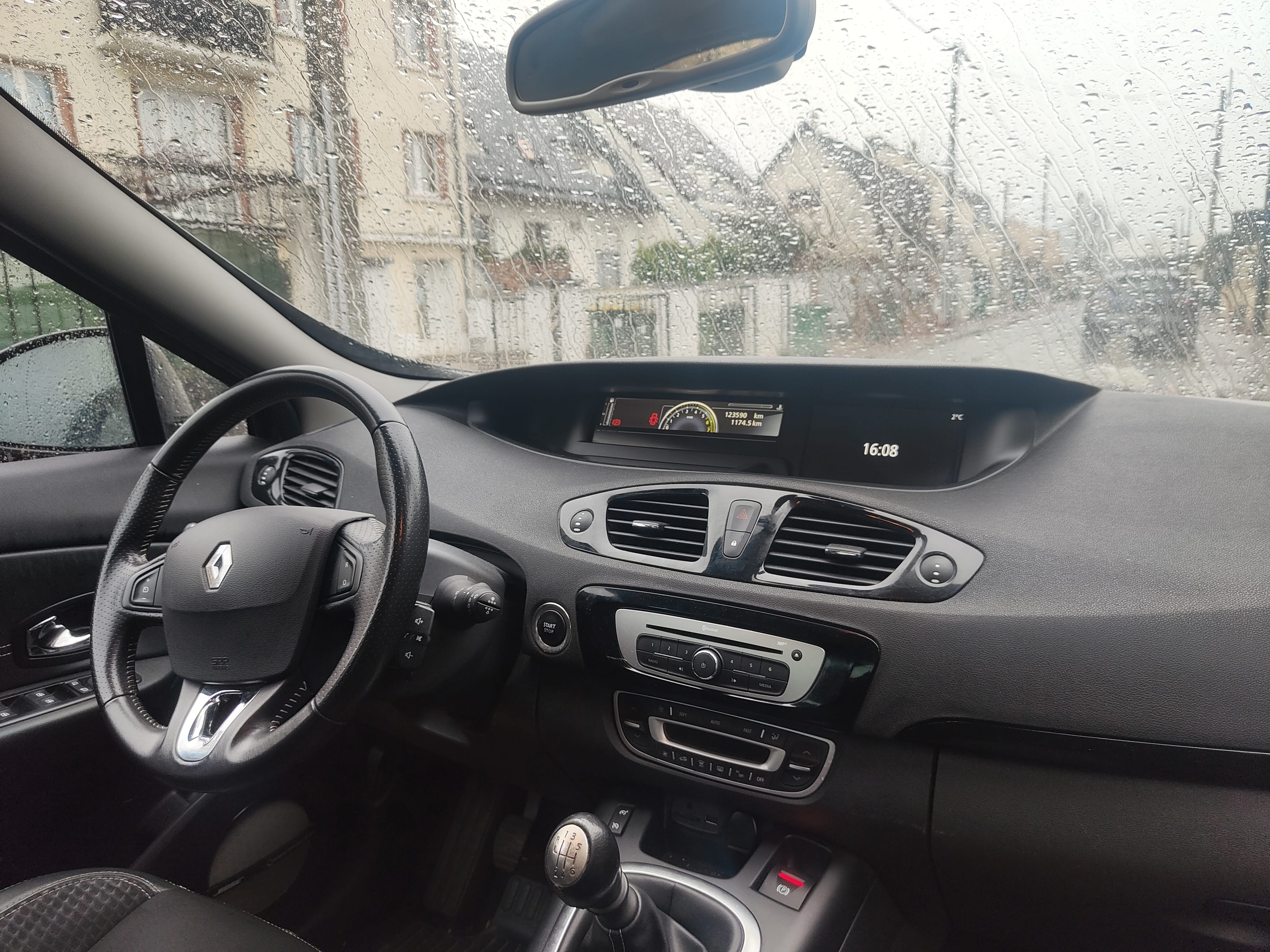 Renault Scenic avec Régulateur de vitesse