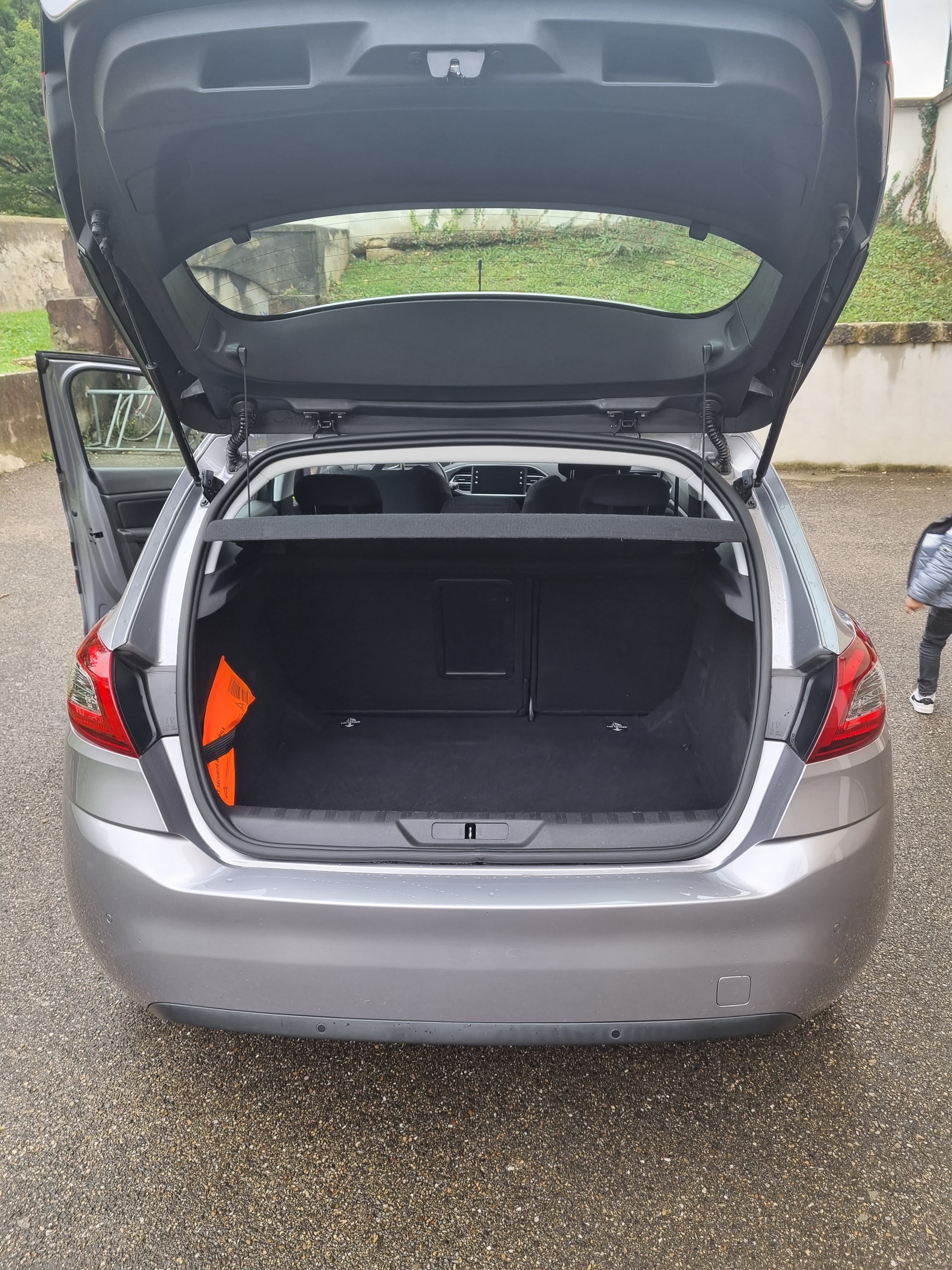 Peugeot 308 Etat neuf avec Dashcam