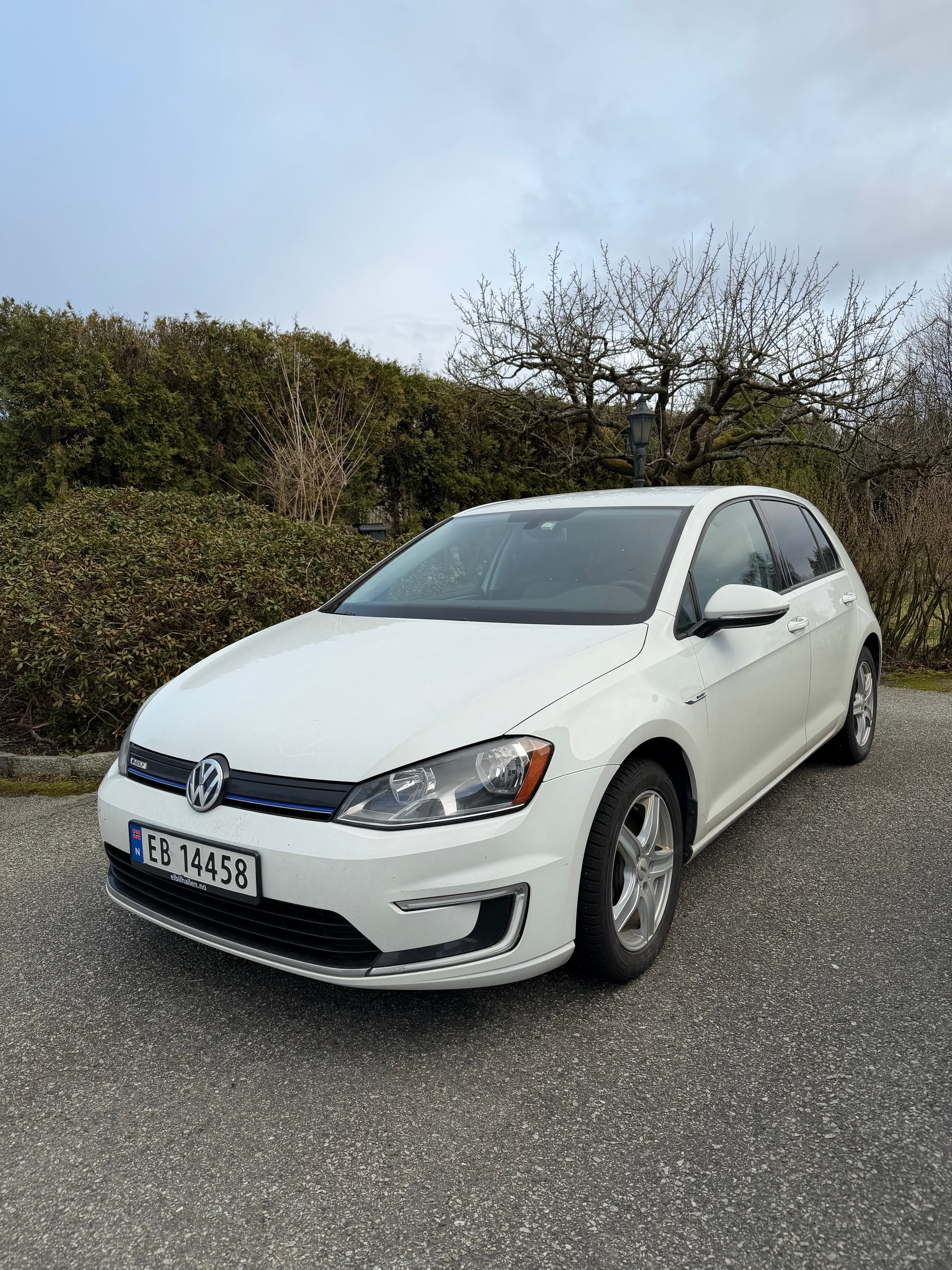 Volkswagen e-Golf, 2016, Electric, automatic