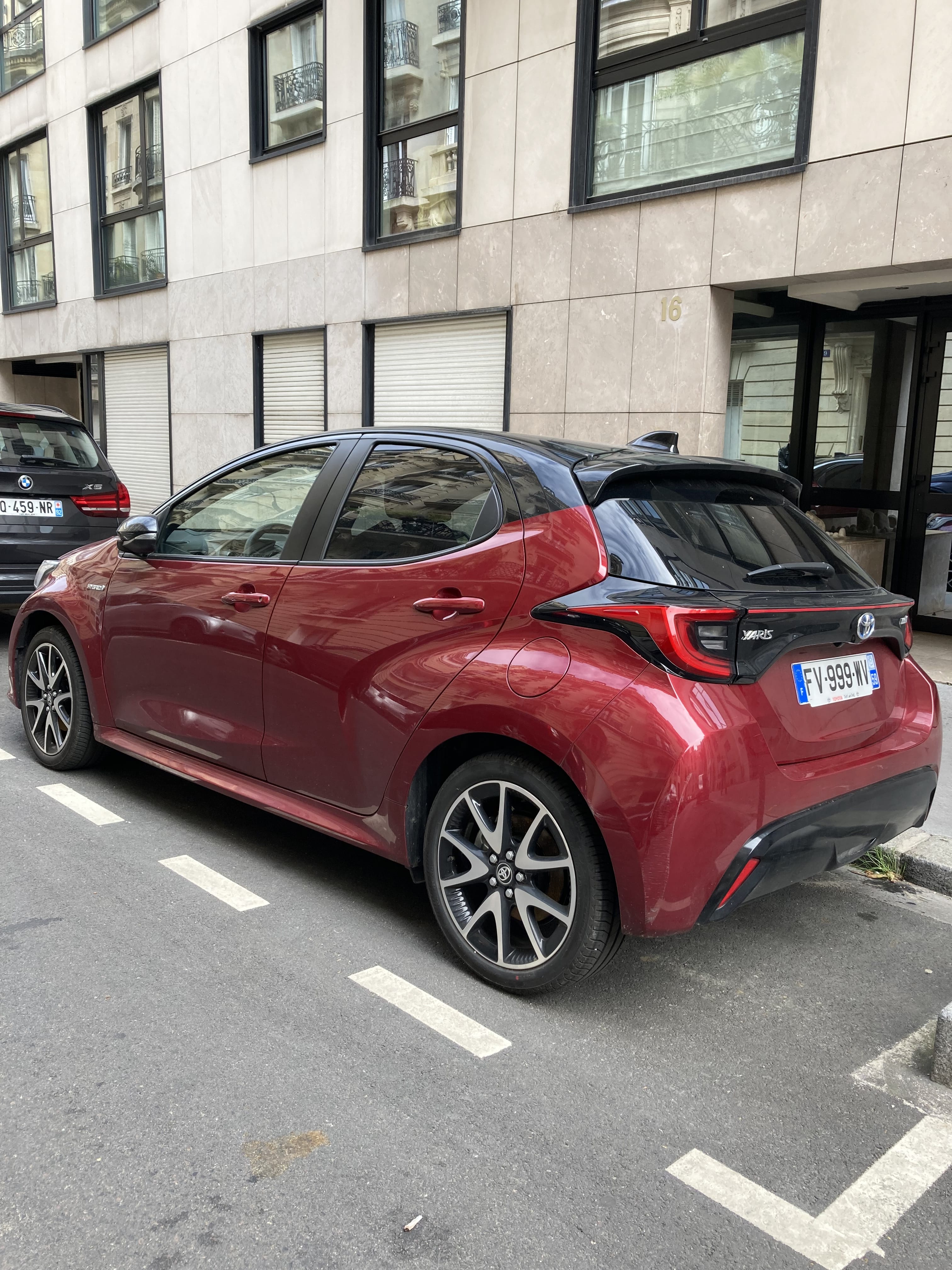 Toyota Yaris Hybride avec Régulateur de vitesse