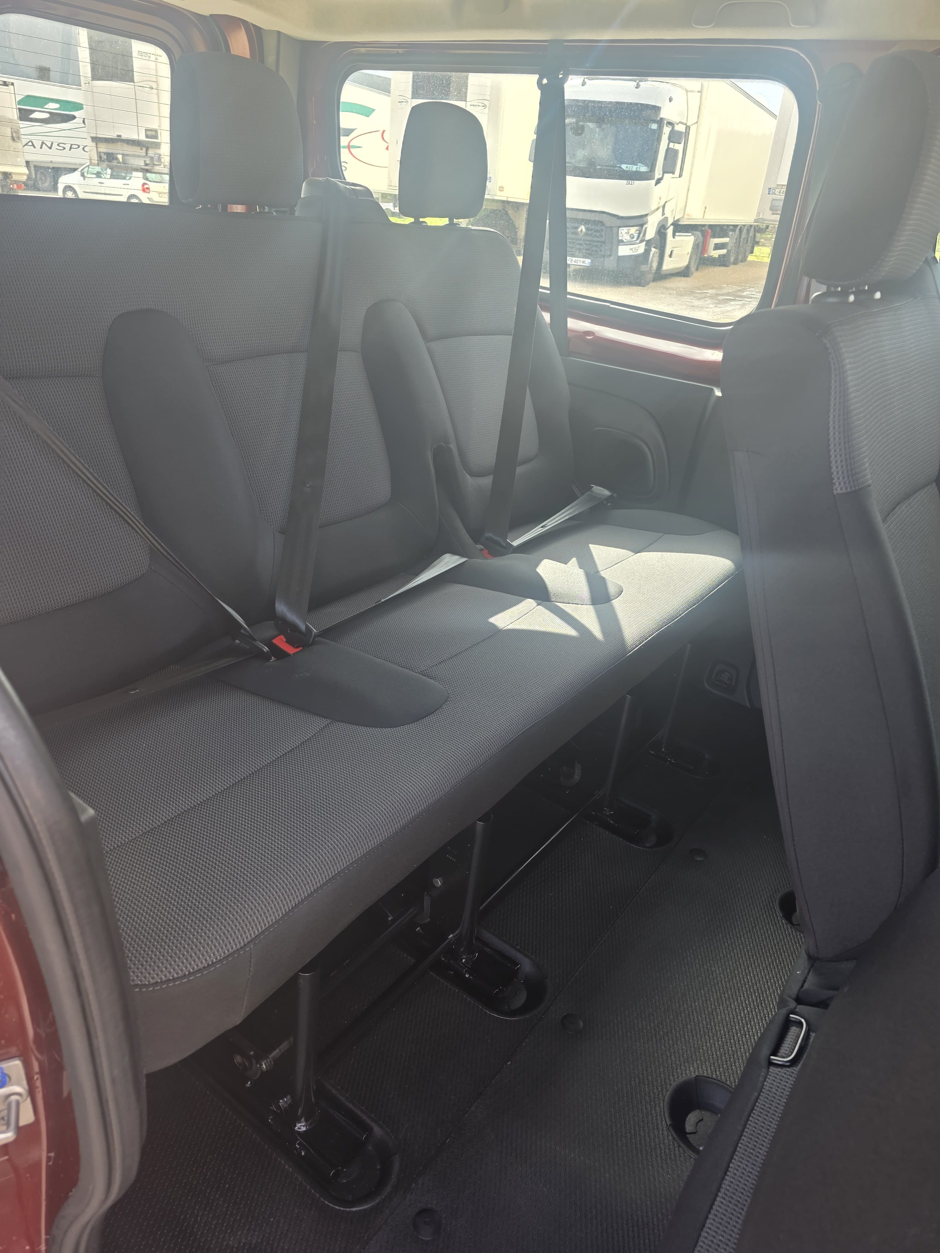 Renault Trafic Passenger avec Apple CarPlay