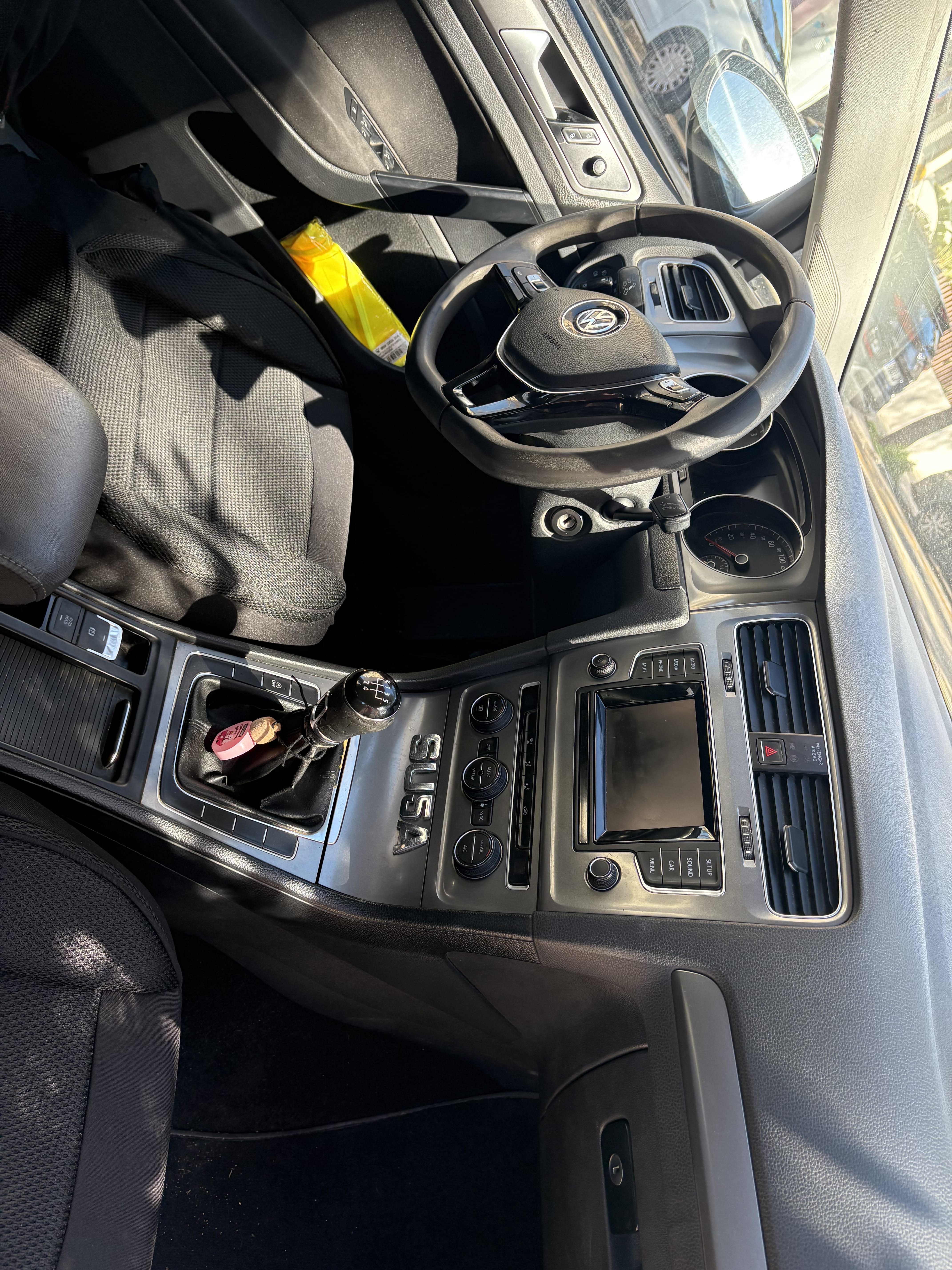 Volkswagen Golf avec Climatisation