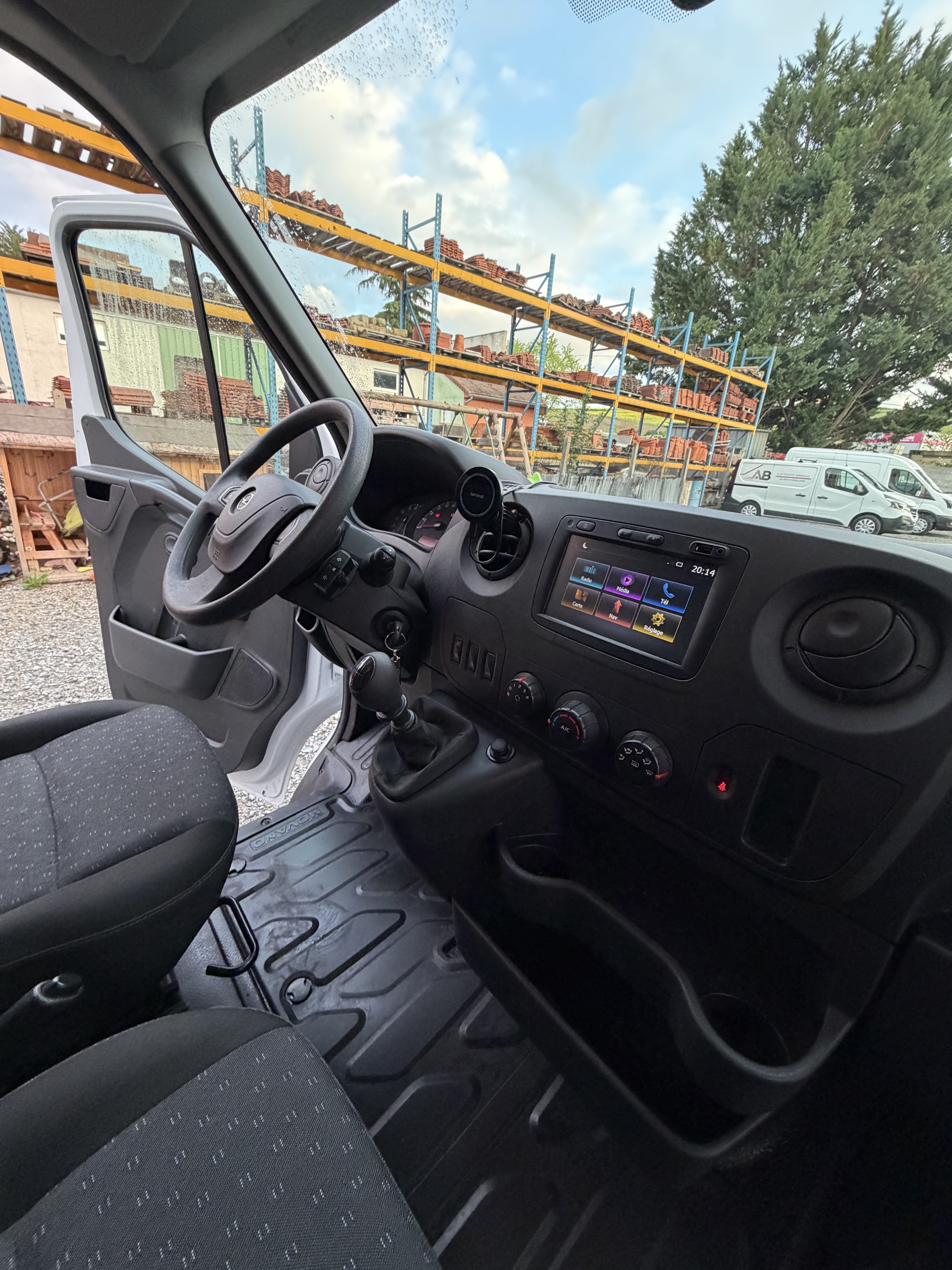 Opel Movano avec Audio Bluetooth