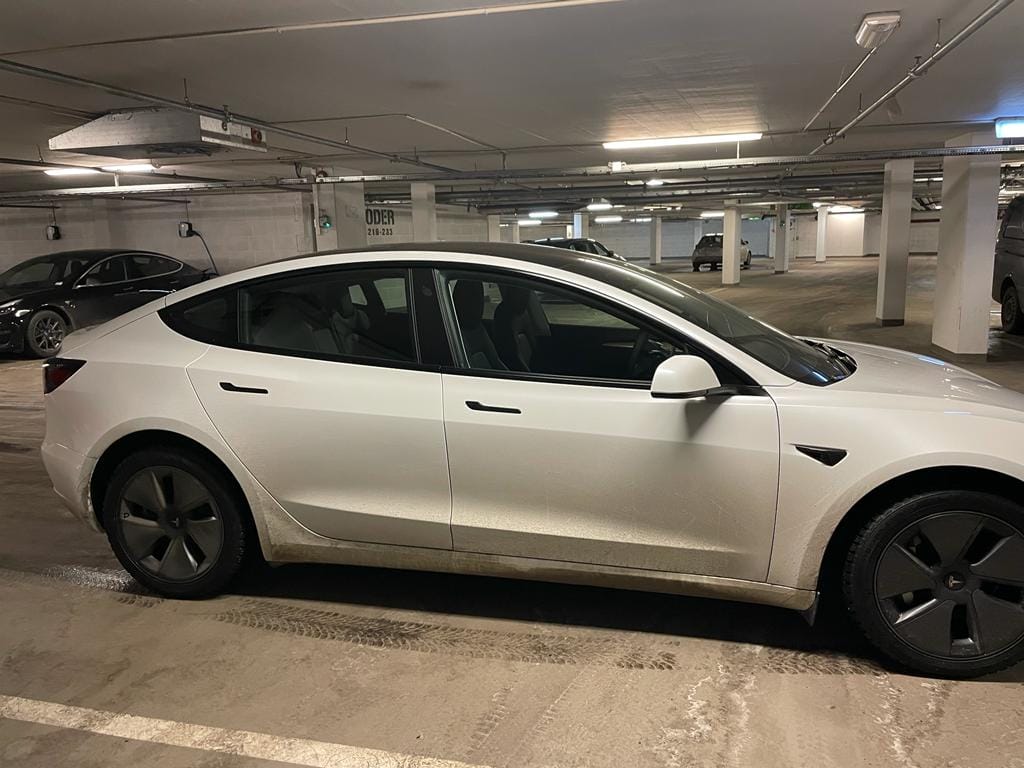 Tesla Model 3 Long Range med Aircondition
