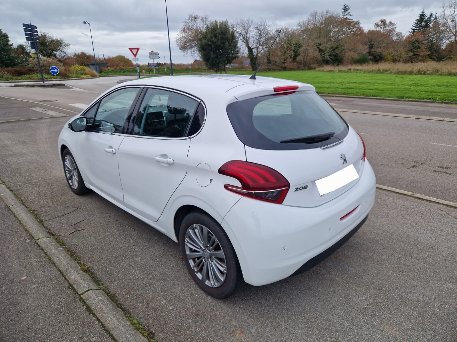 Peugeot 208 avec Climatisation