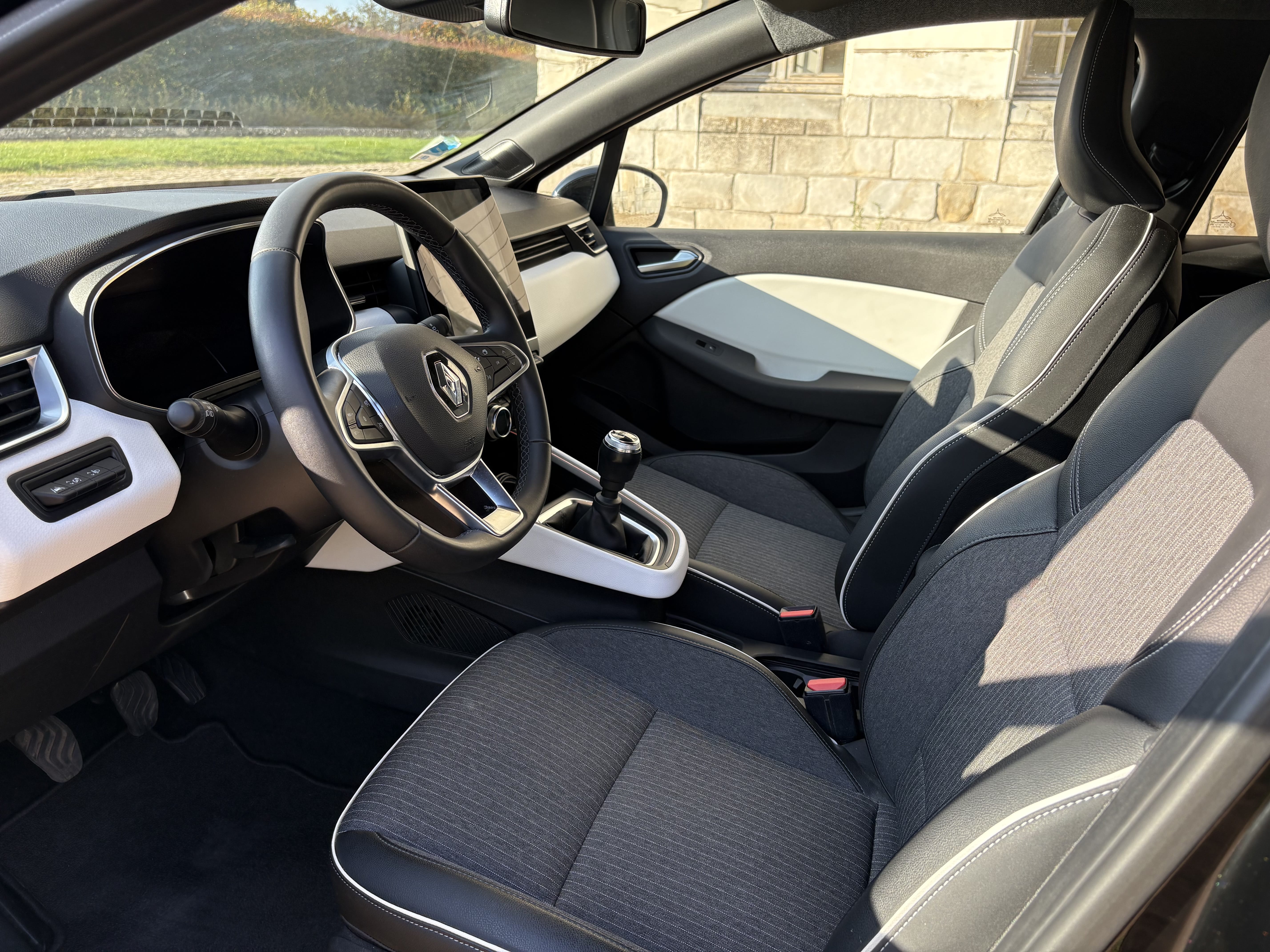 Renault Clio avec Apple CarPlay