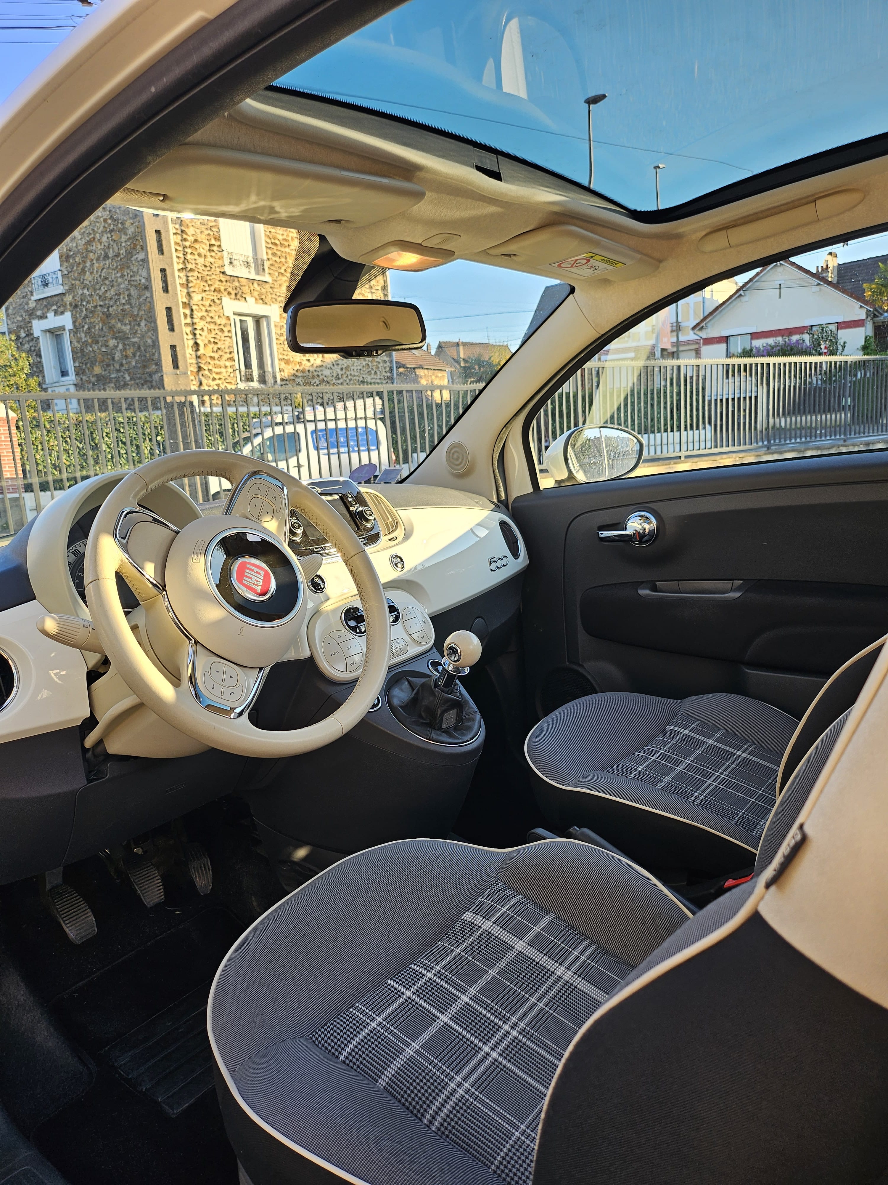 Fiat 500 Lounge avec Entrée audio / iPod