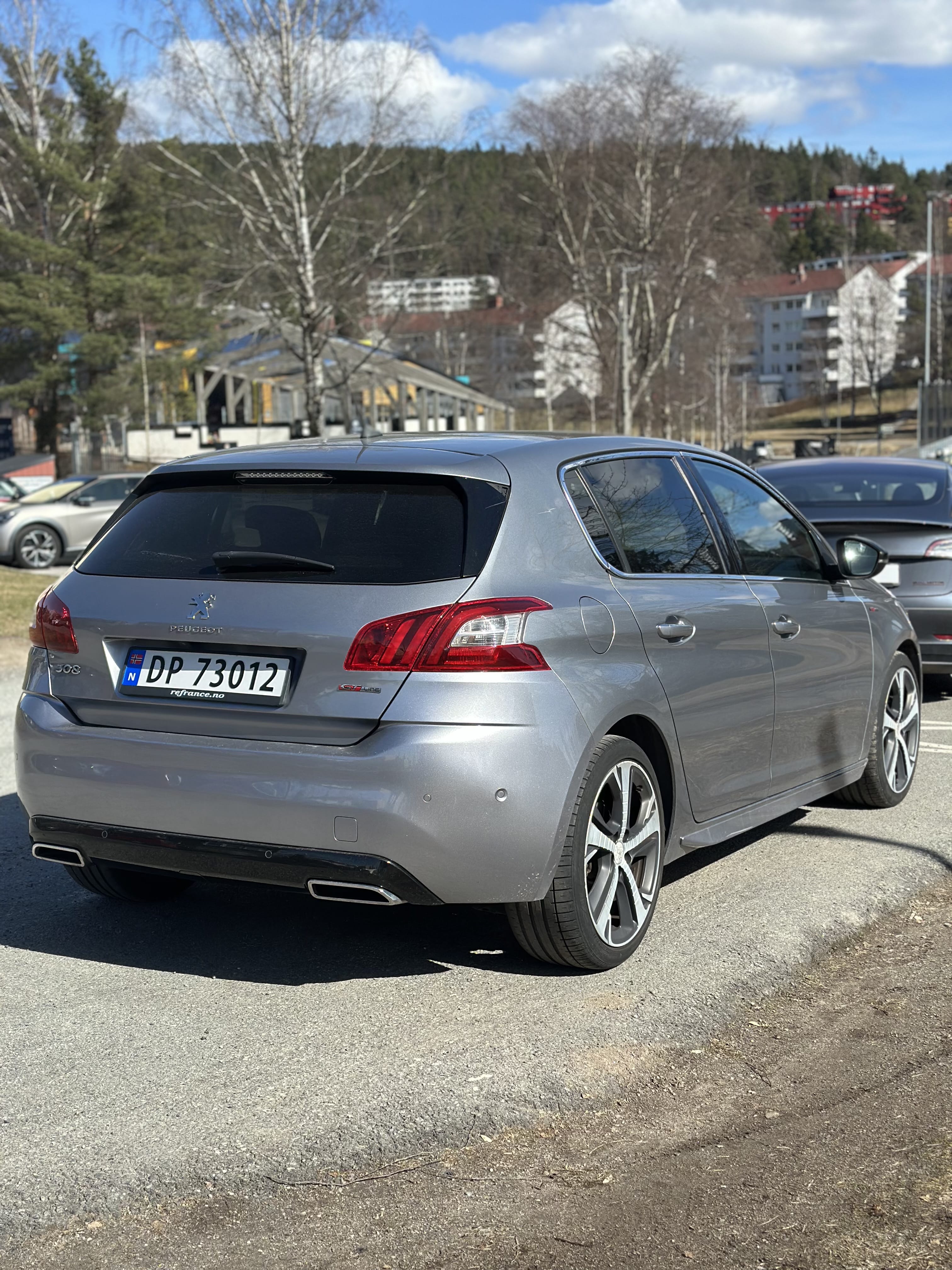 Peugeot 308 med GPS