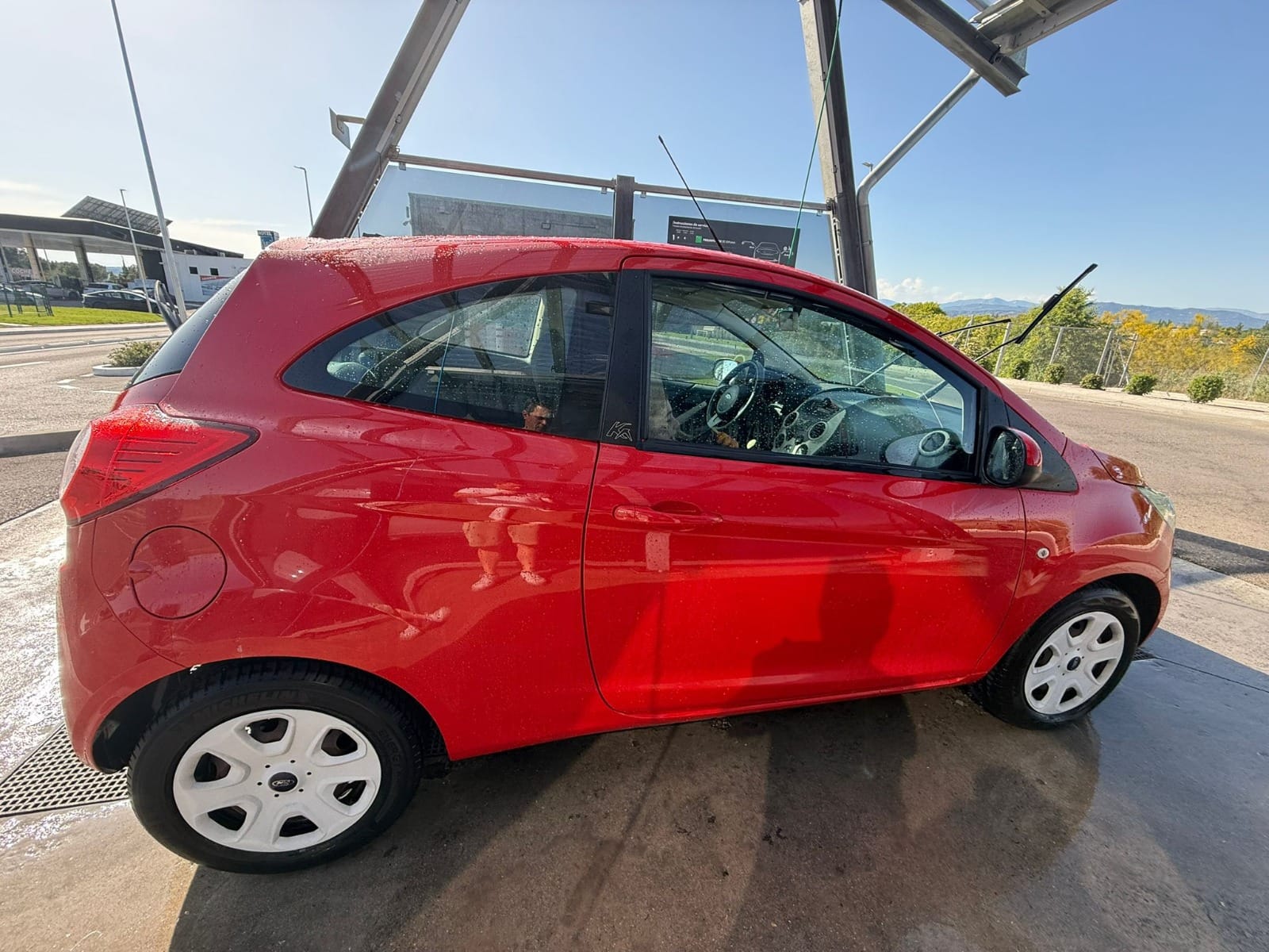Ford Ka mit Rückfahrkamera