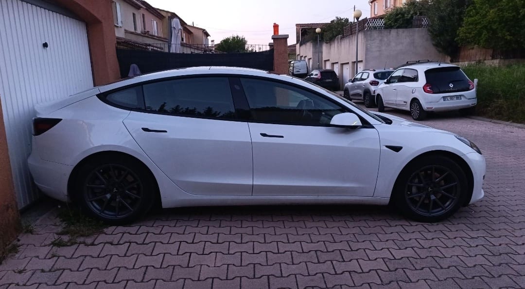 Tesla Model 3 avec Climatisation