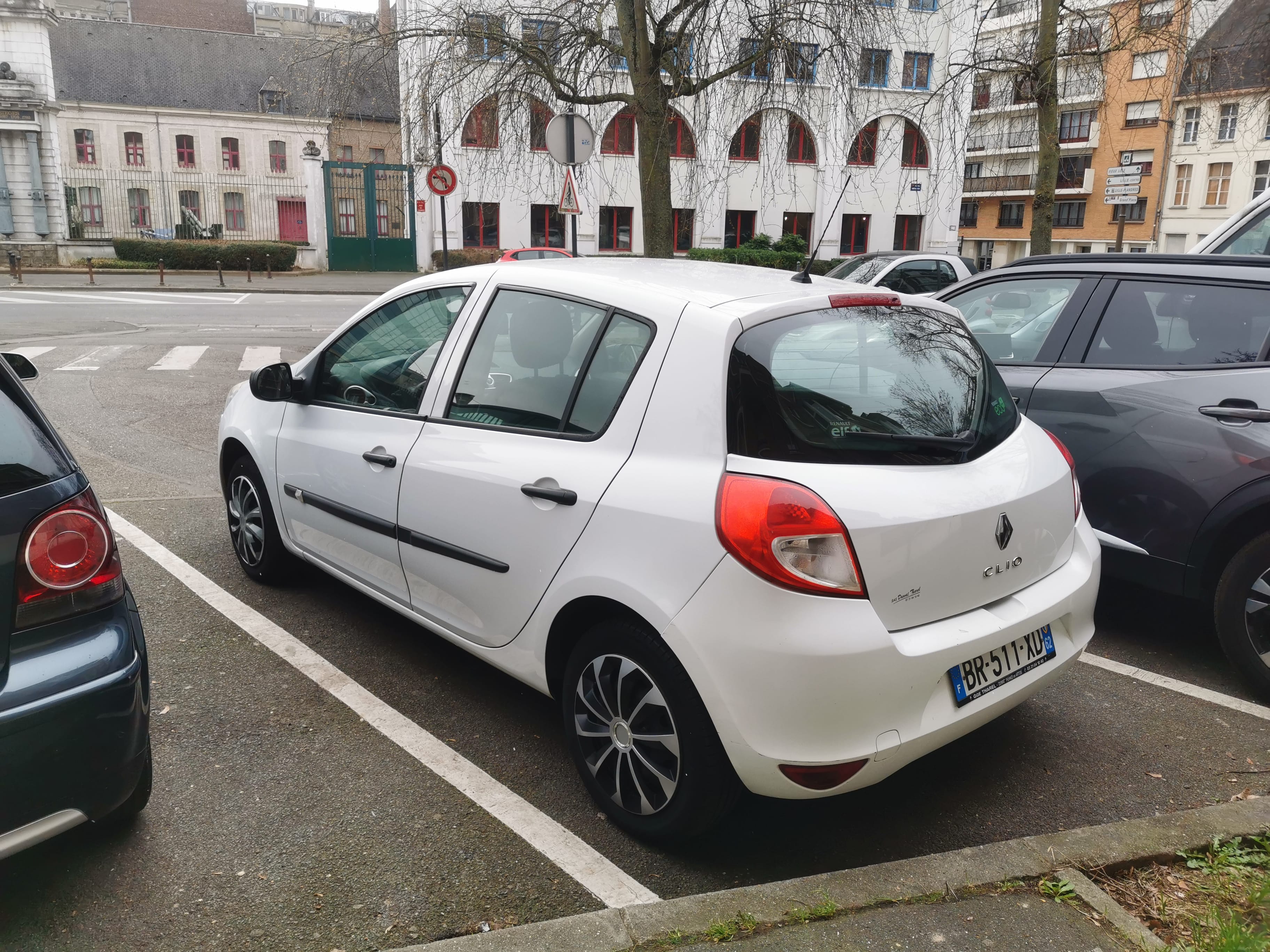 Renault Clio avec Autoradio