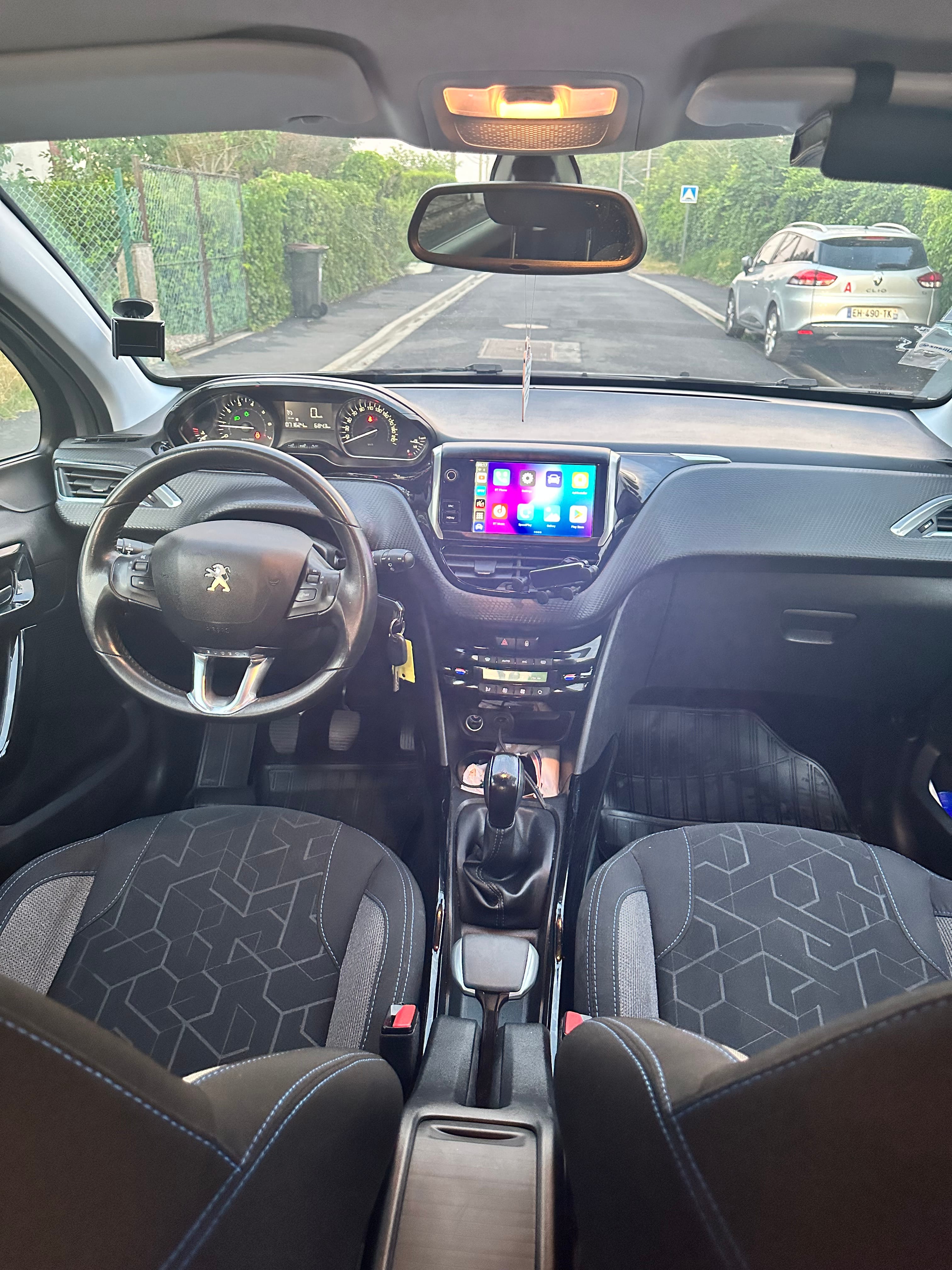 Peugeot 2008 avec Régulateur de vitesse