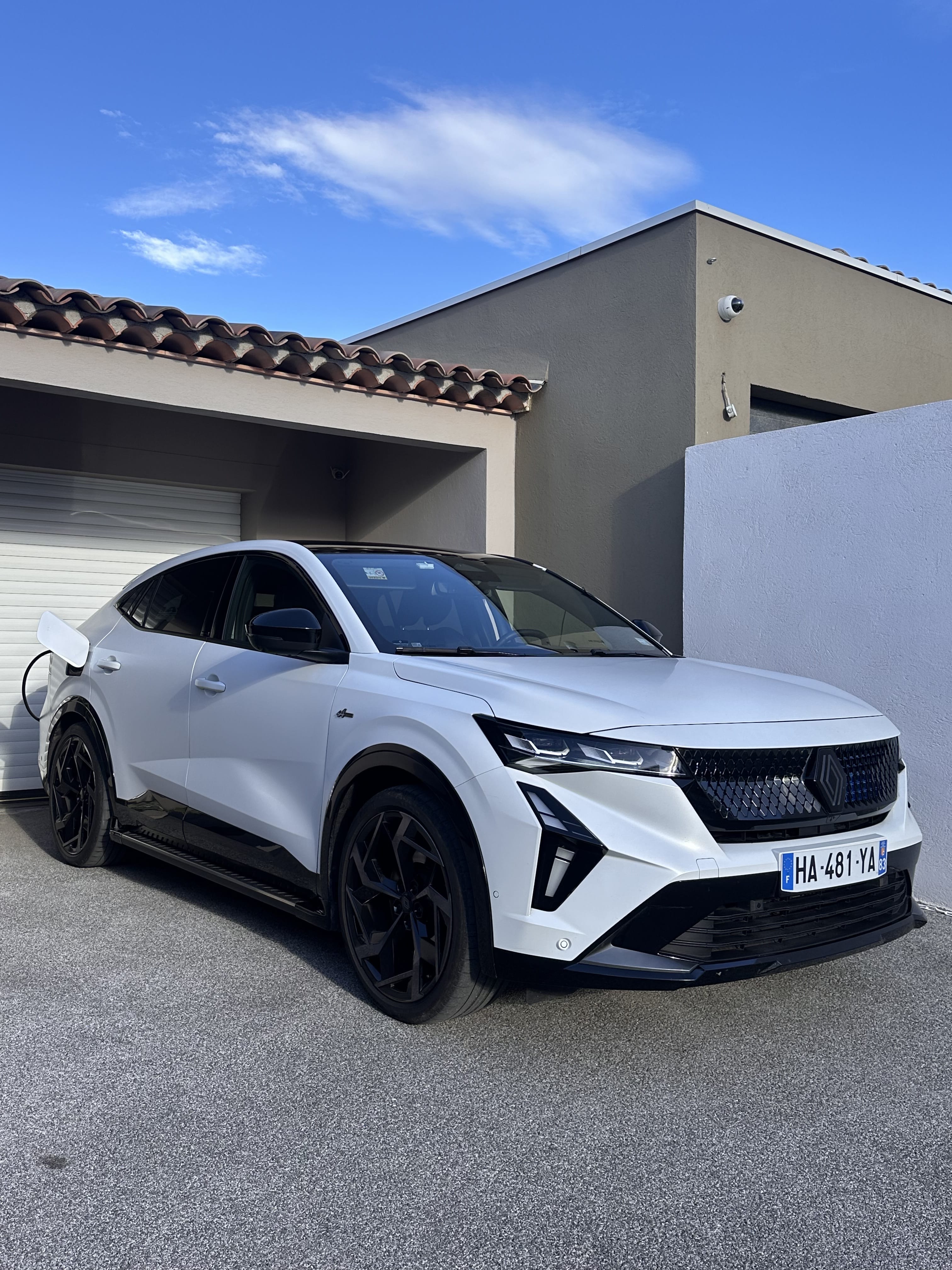 Renault Rafale E-Tech hybrid, 2024, Essence 95, automatique