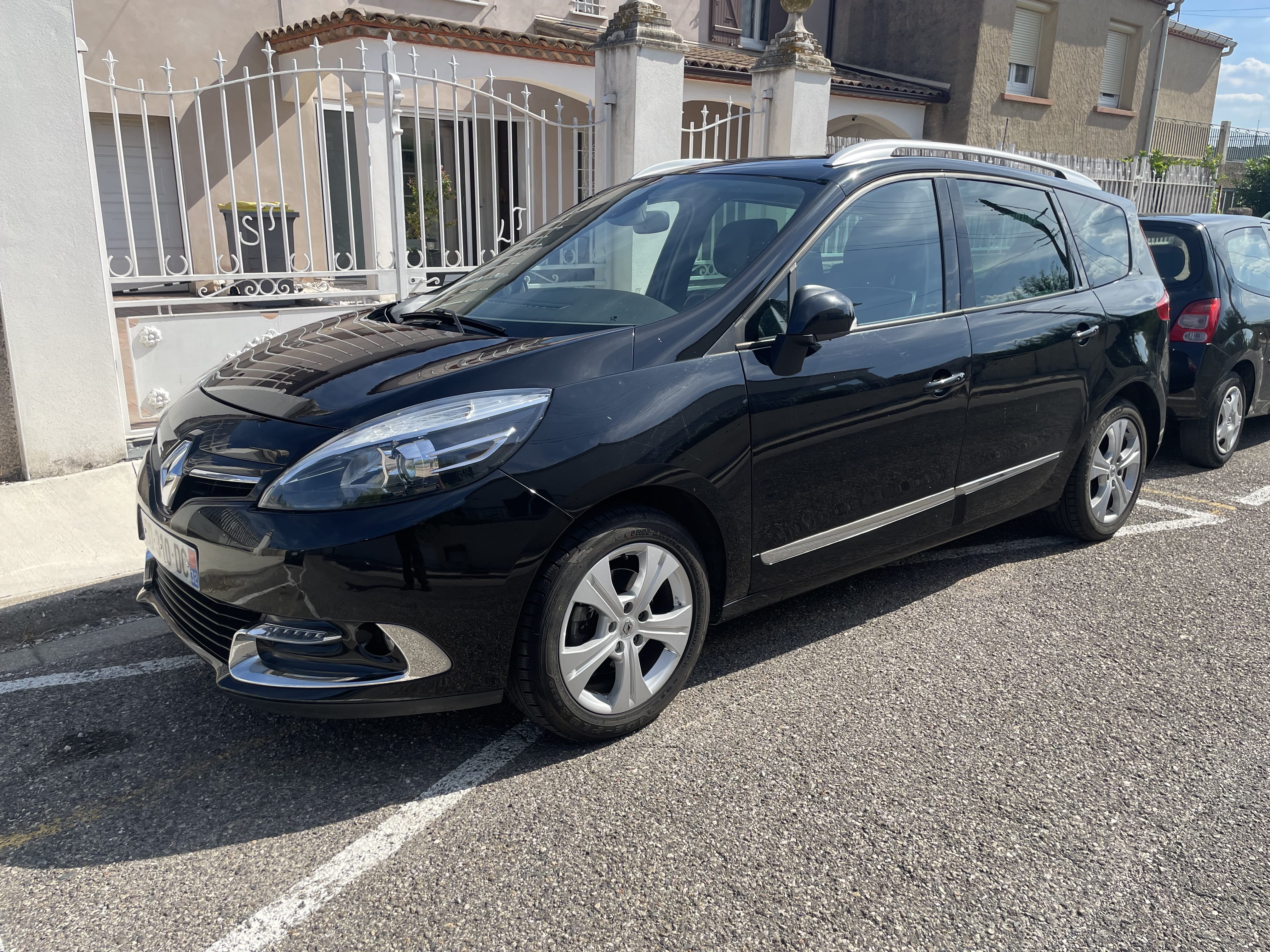 Renault Grand Scenic 1.5 DCI 110Ch, 2014, Diesel, 7 places
