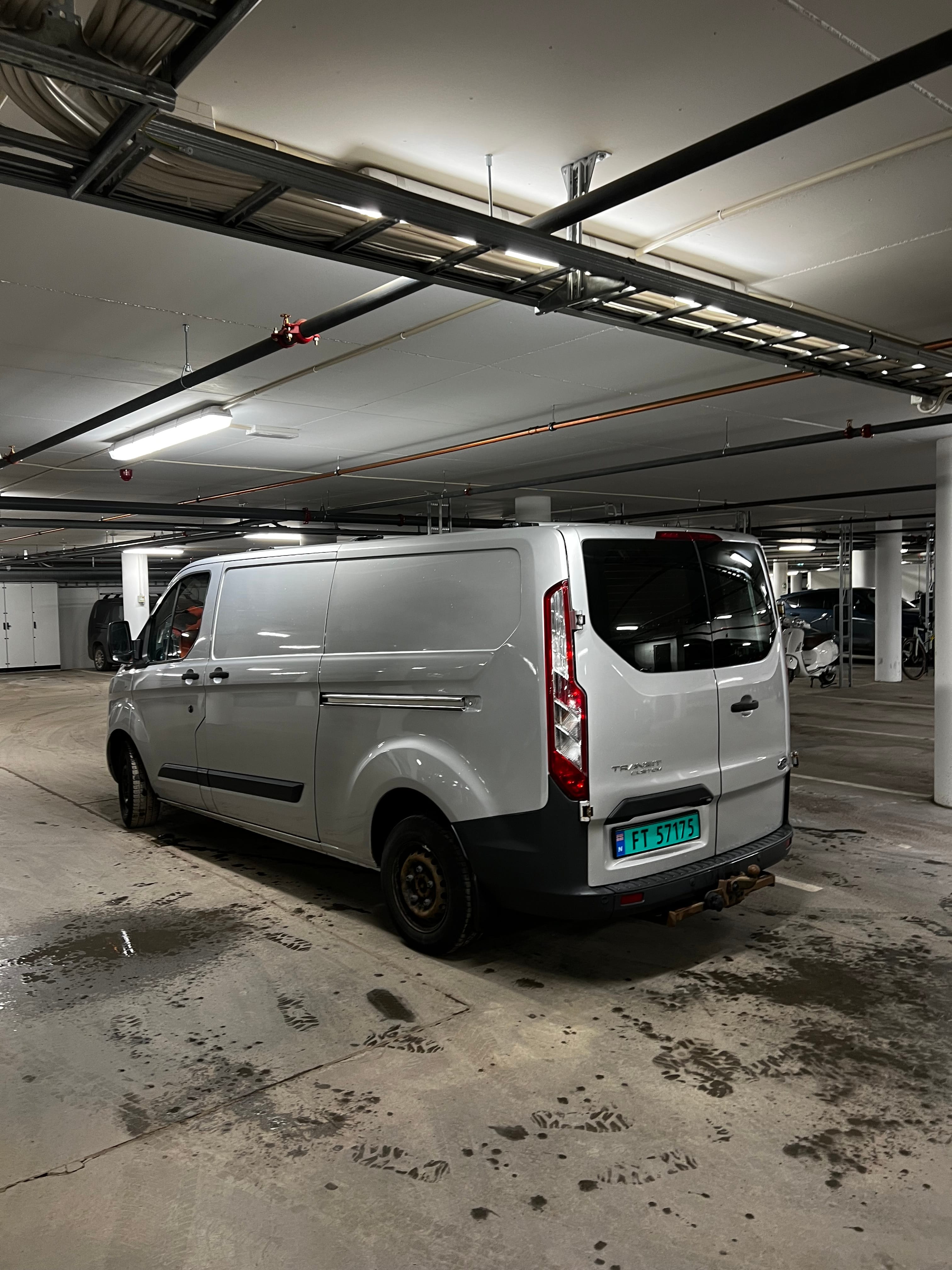 Ford Transit Custom Varebil mit Audio-/iPod-Zugang