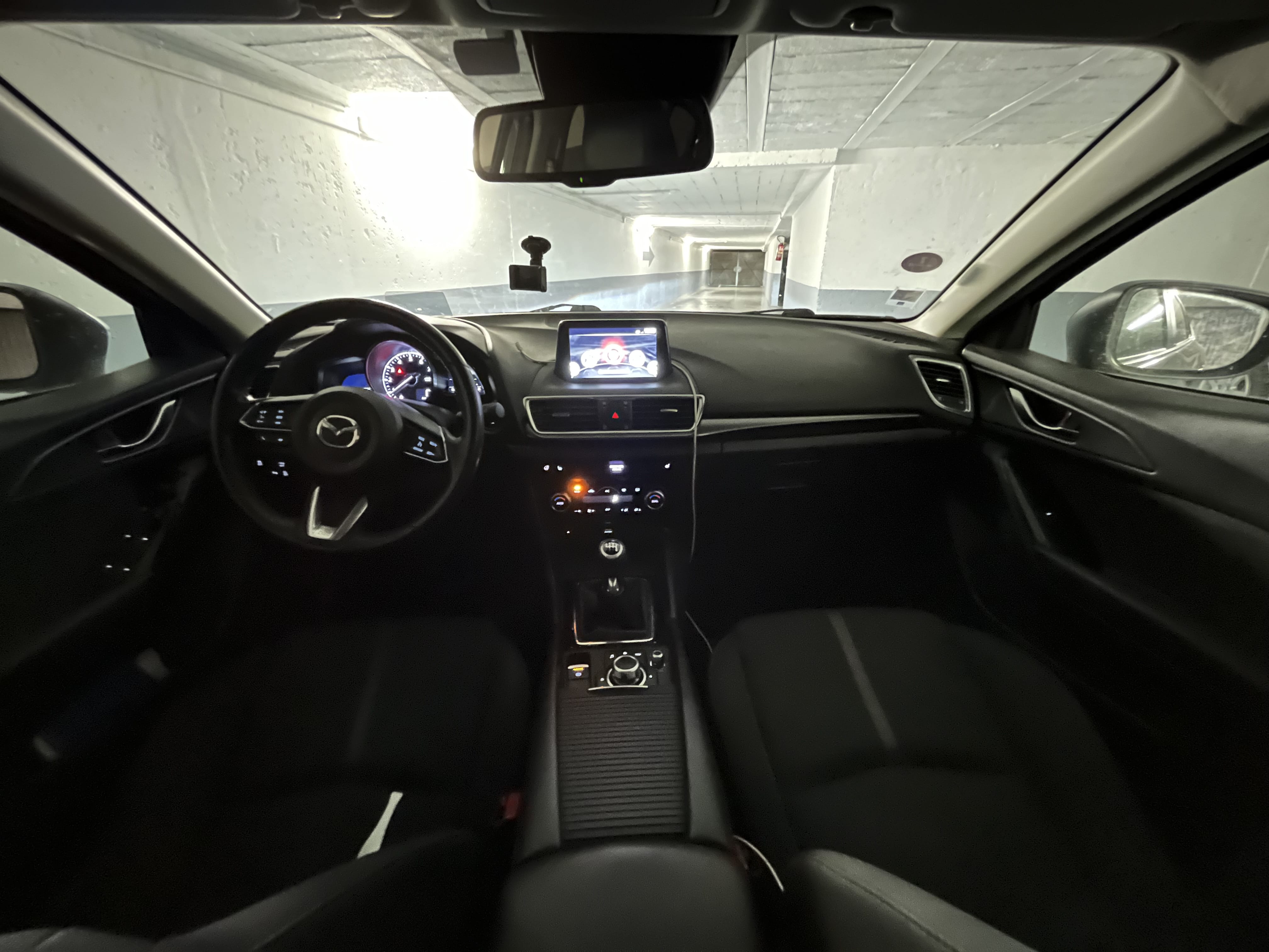 Mazda 3 avec Régulateur de vitesse