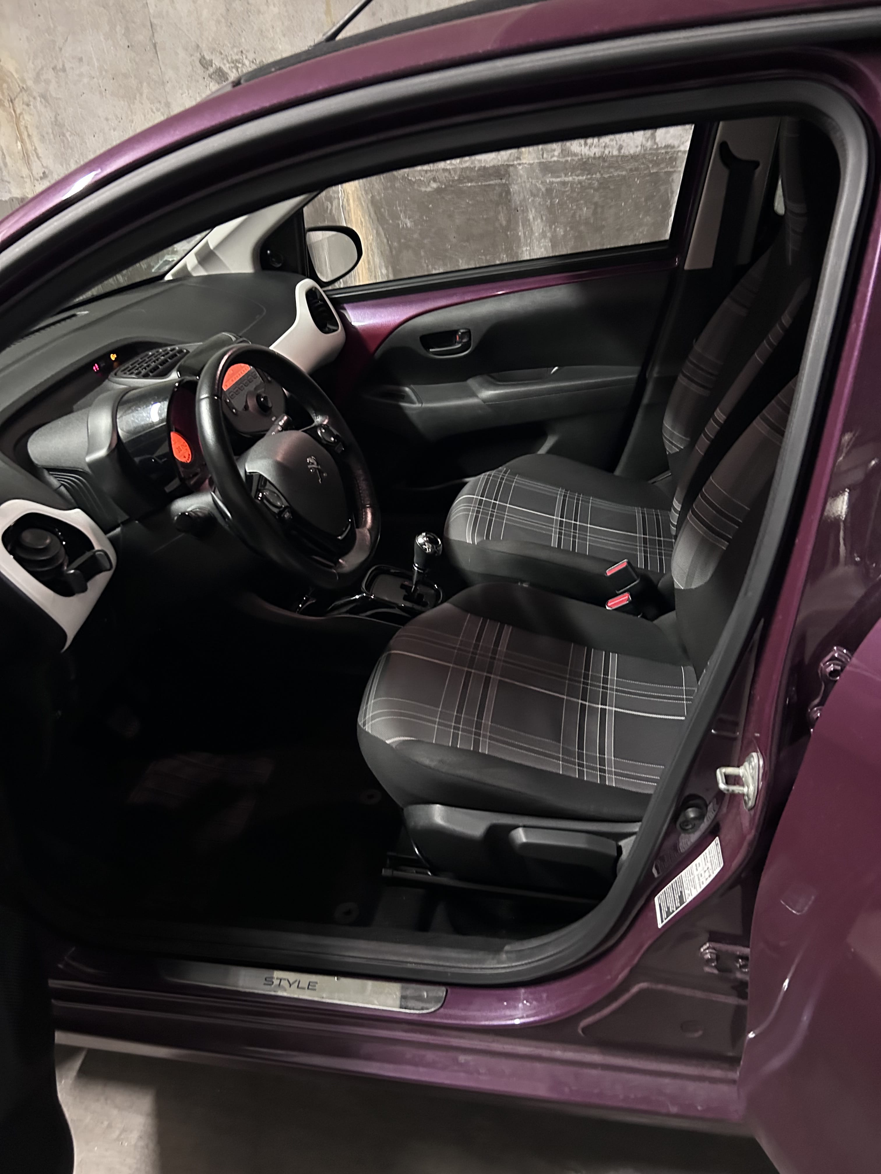 Peugeot 108 avec Audio Bluetooth