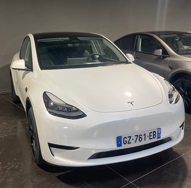 Tesla Model Y avec Climatisation