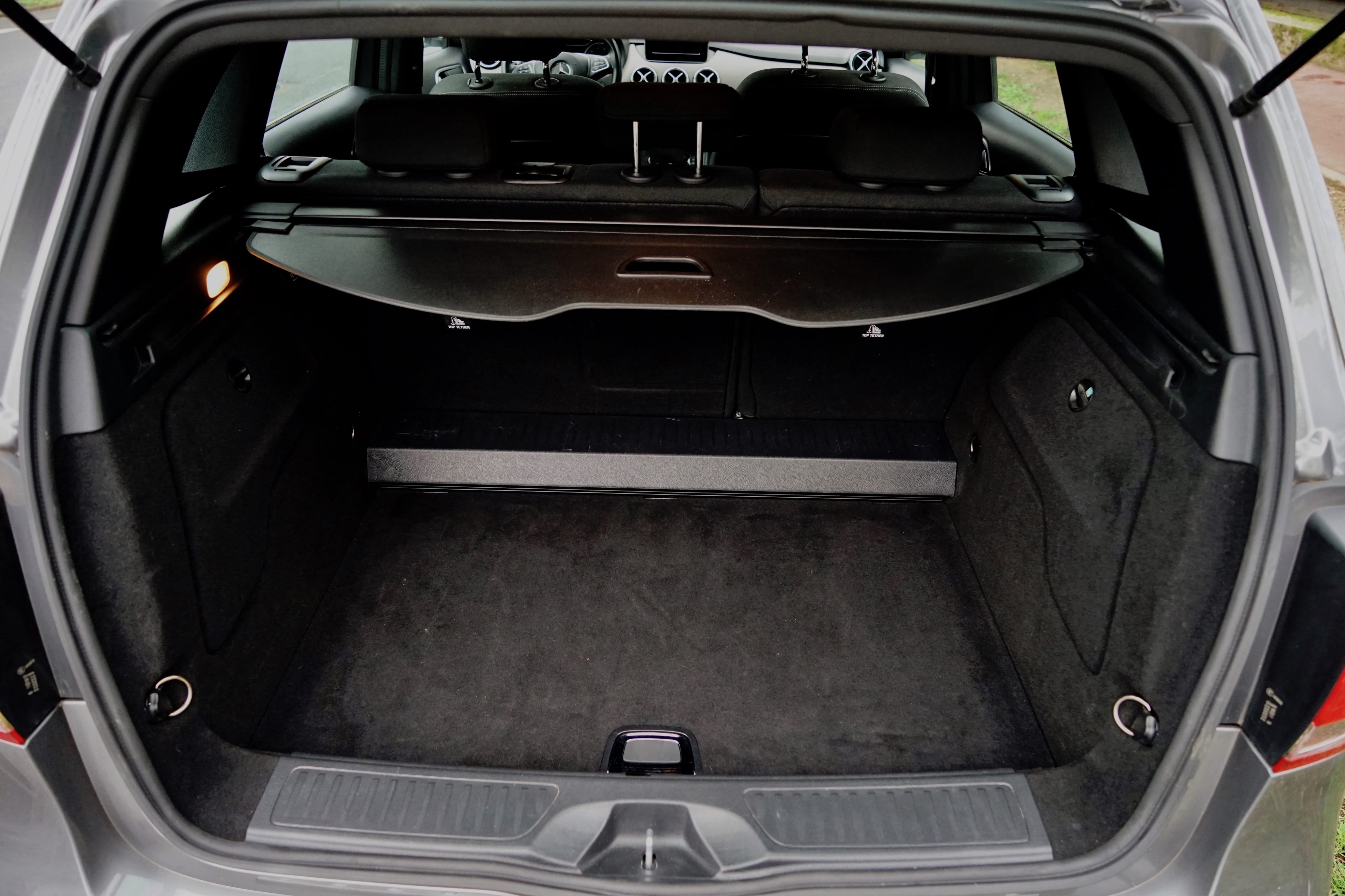 Mercedes-Benz Classe B avec Audio Bluetooth