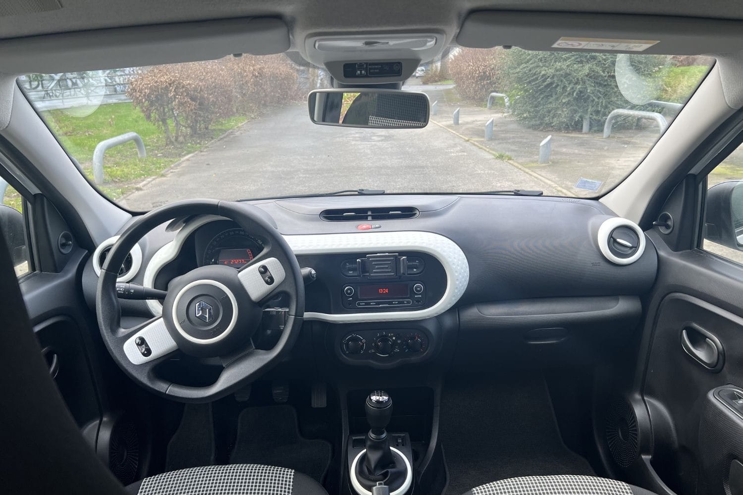 Renault Twingo III avec Entrée audio / iPod